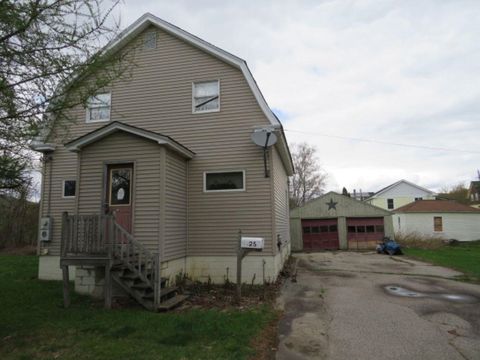 Photo of 25 Turcotte Street, Berlin, NH 03570 (MLS # 5089128)