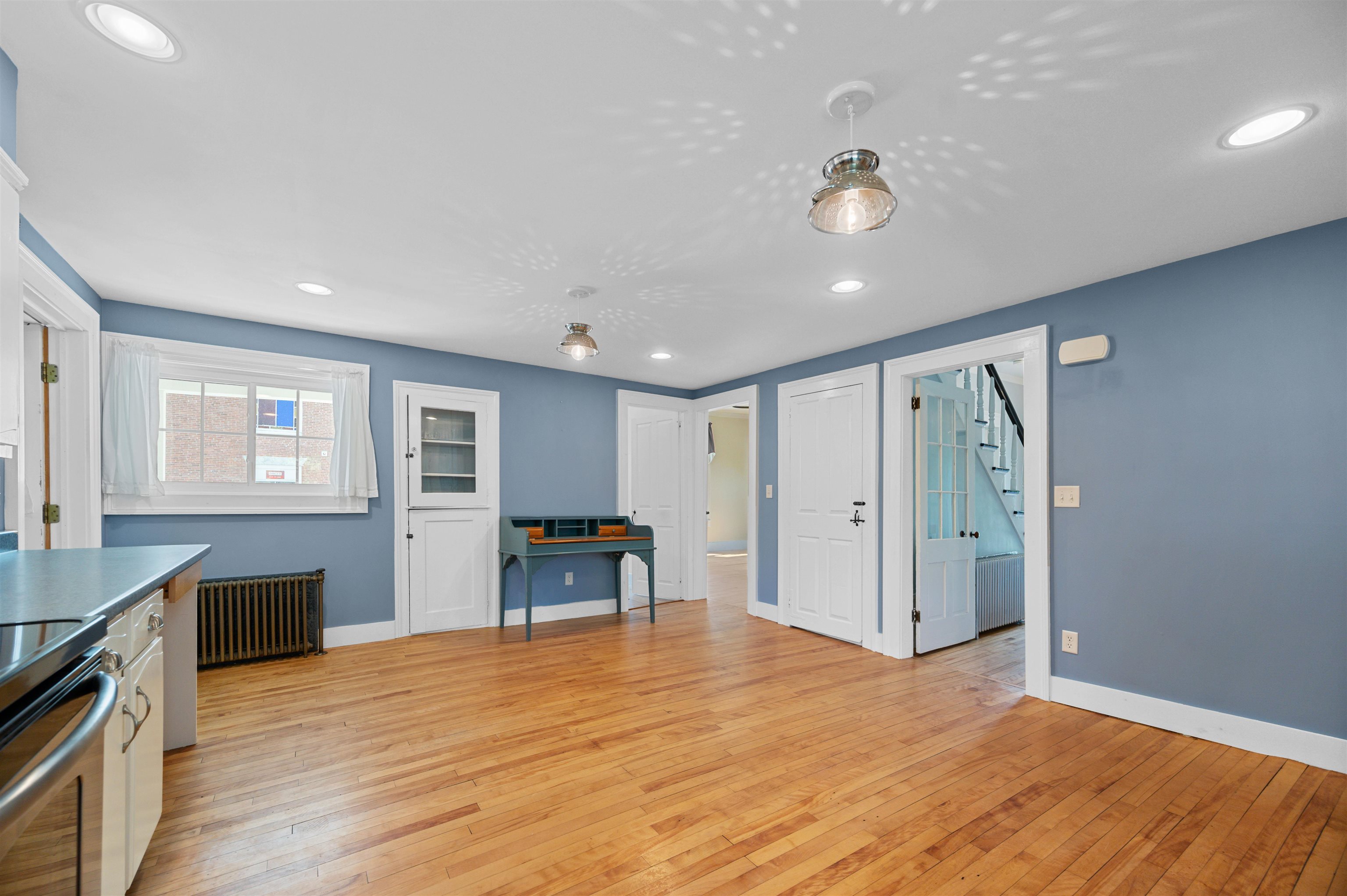 Danville, Vermont 05828, United States, 3 Bedrooms Bedrooms, ,2 BathroomsBathrooms,Residential,Pending,159946