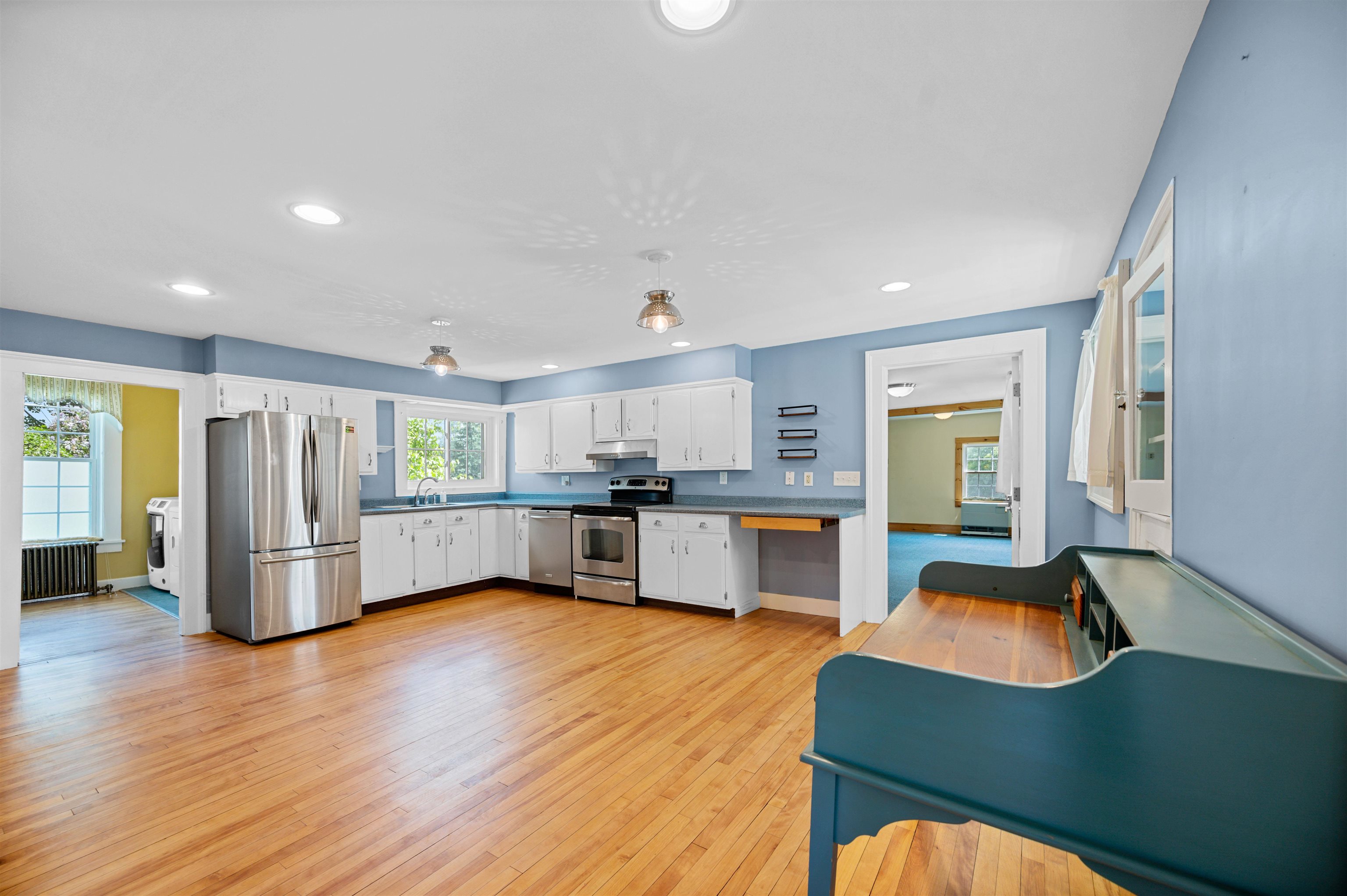 Danville, Vermont 05828, United States, 3 Bedrooms Bedrooms, ,2 BathroomsBathrooms,Residential,Pending,159946