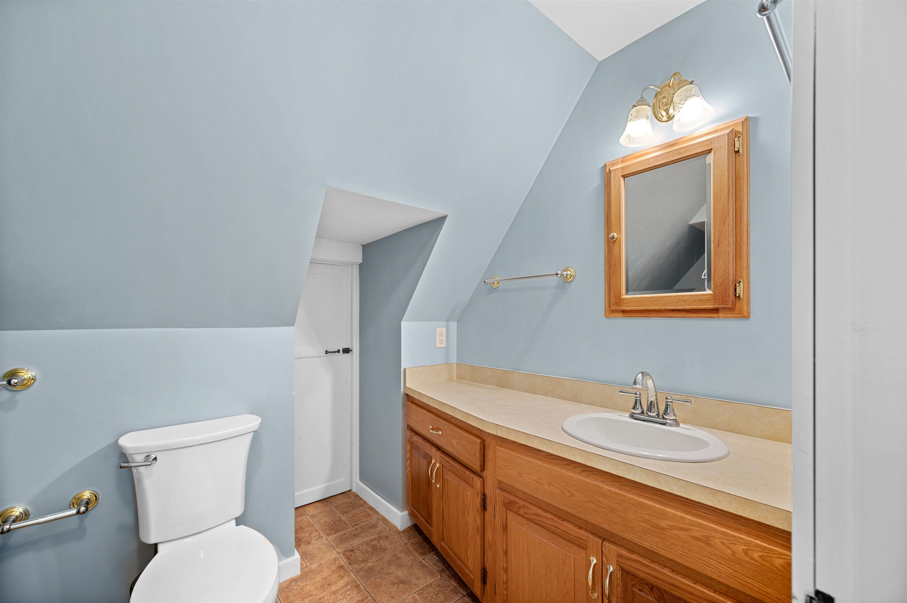 Danville, Vermont 05828, United States, 3 Bedrooms Bedrooms, ,2 BathroomsBathrooms,Residential,Pending,159946