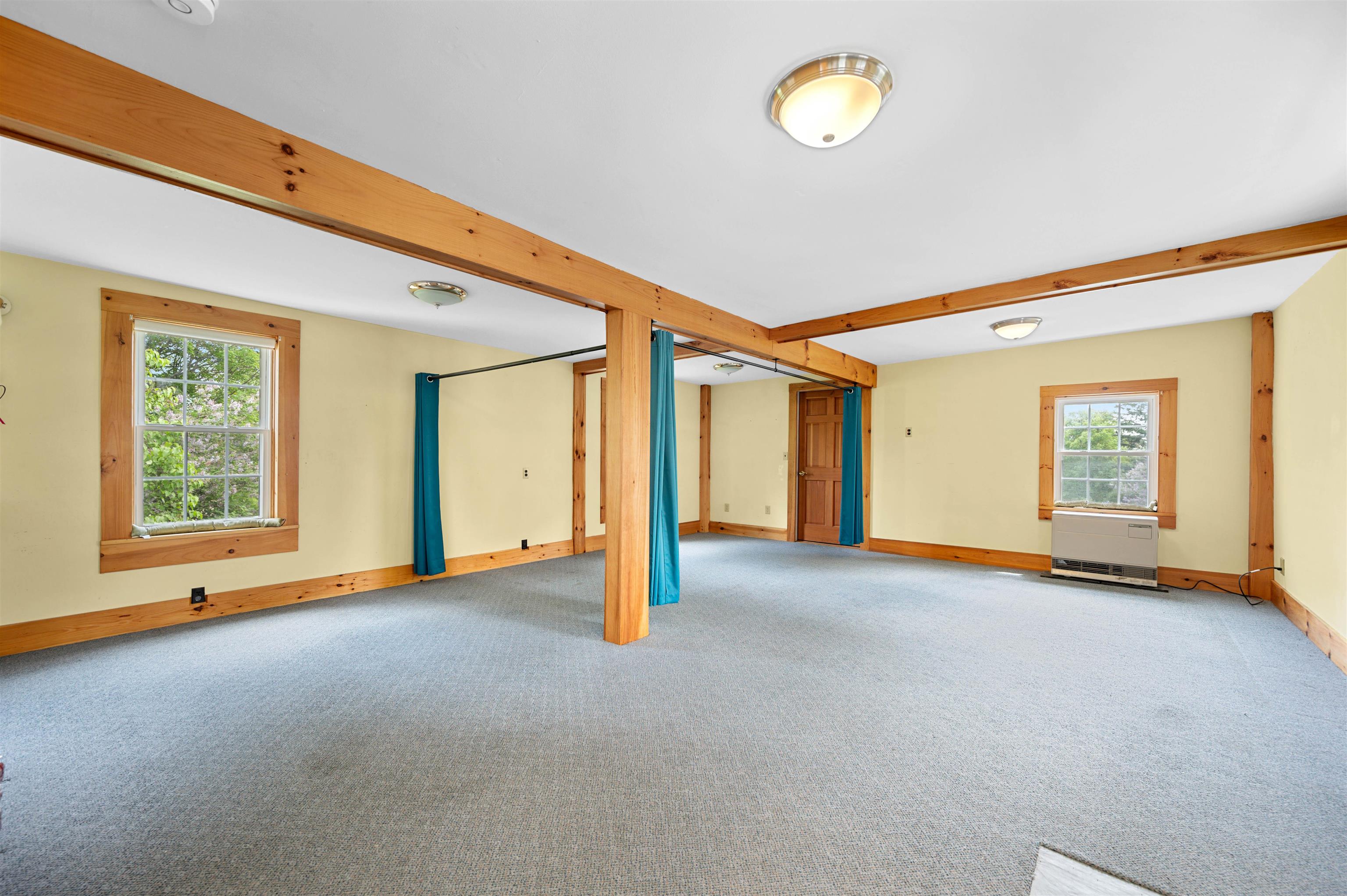 Danville, Vermont 05828, United States, 3 Bedrooms Bedrooms, ,2 BathroomsBathrooms,Residential,Pending,159946