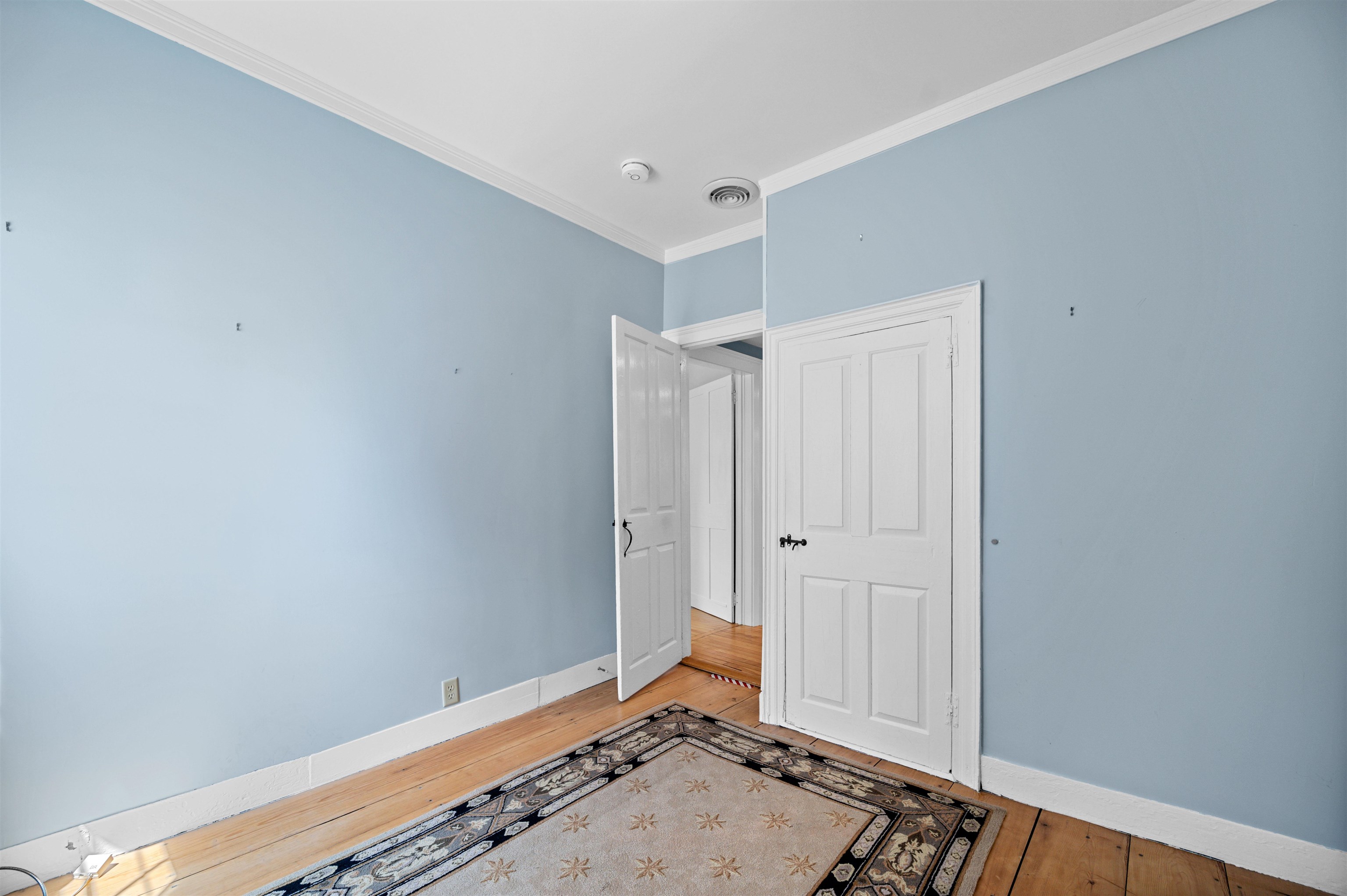 Danville, Vermont 05828, United States, 3 Bedrooms Bedrooms, ,2 BathroomsBathrooms,Residential,Pending,159946