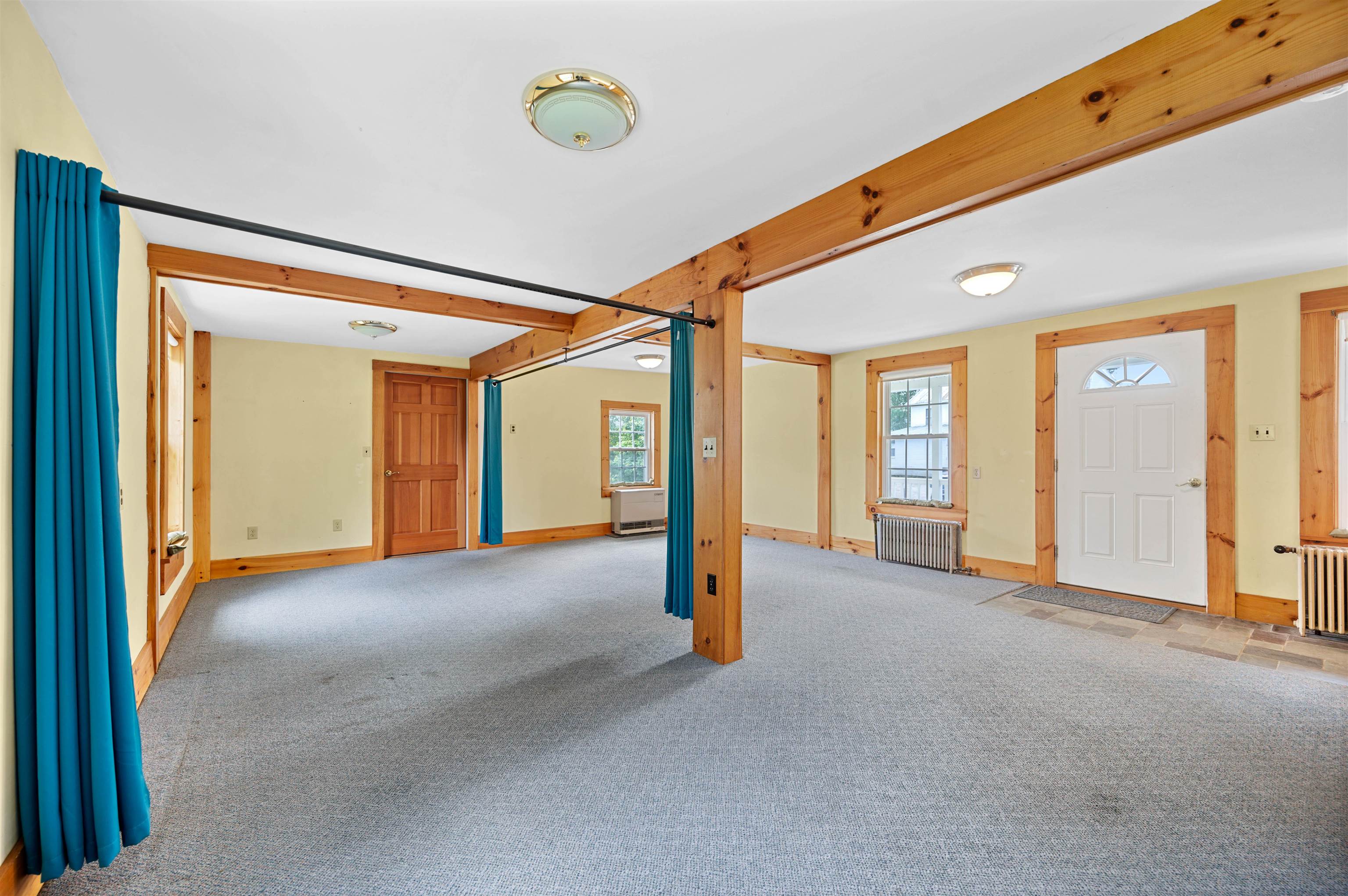 Danville, Vermont 05828, United States, 3 Bedrooms Bedrooms, ,2 BathroomsBathrooms,Residential,Pending,159946