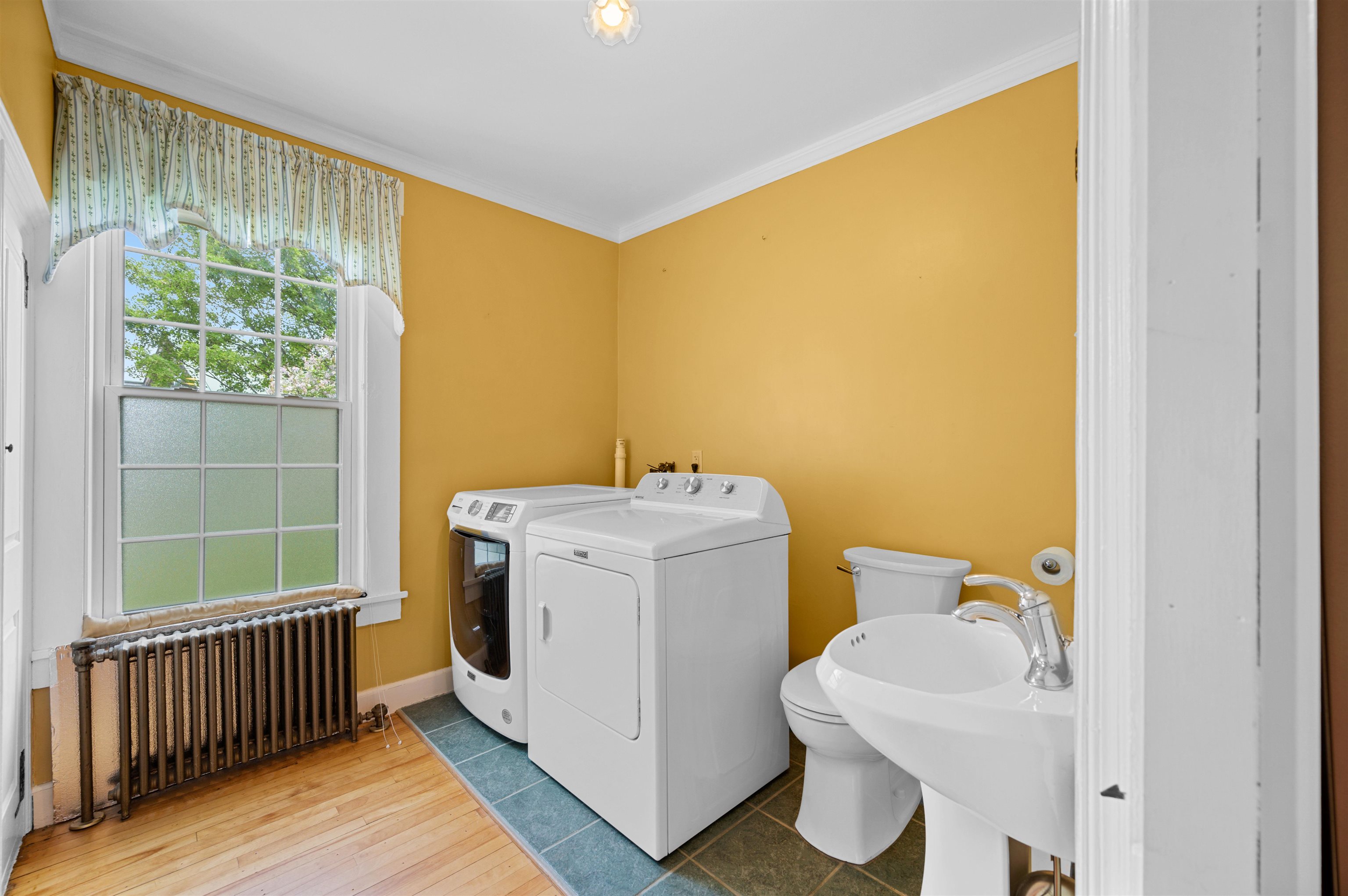 Danville, Vermont 05828, United States, 3 Bedrooms Bedrooms, ,2 BathroomsBathrooms,Residential,Pending,159946