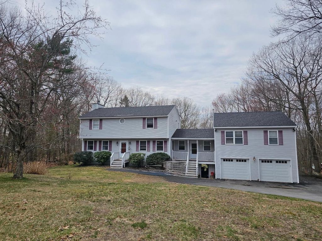 Photo of 14 Garvin Road, Derry, NH 03038 (MLS # 5084158)