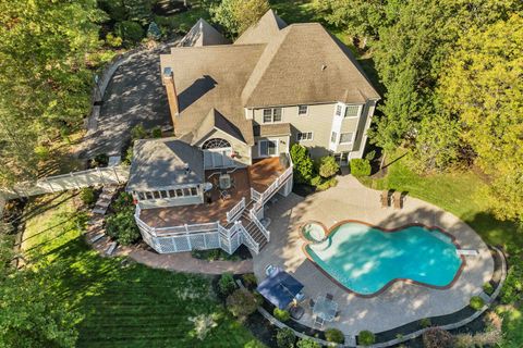 70 Colonel Daniels Drive Bedford NH 03110