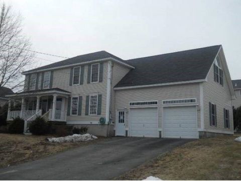 612 Megan Drive Drive Manchester NH 03109