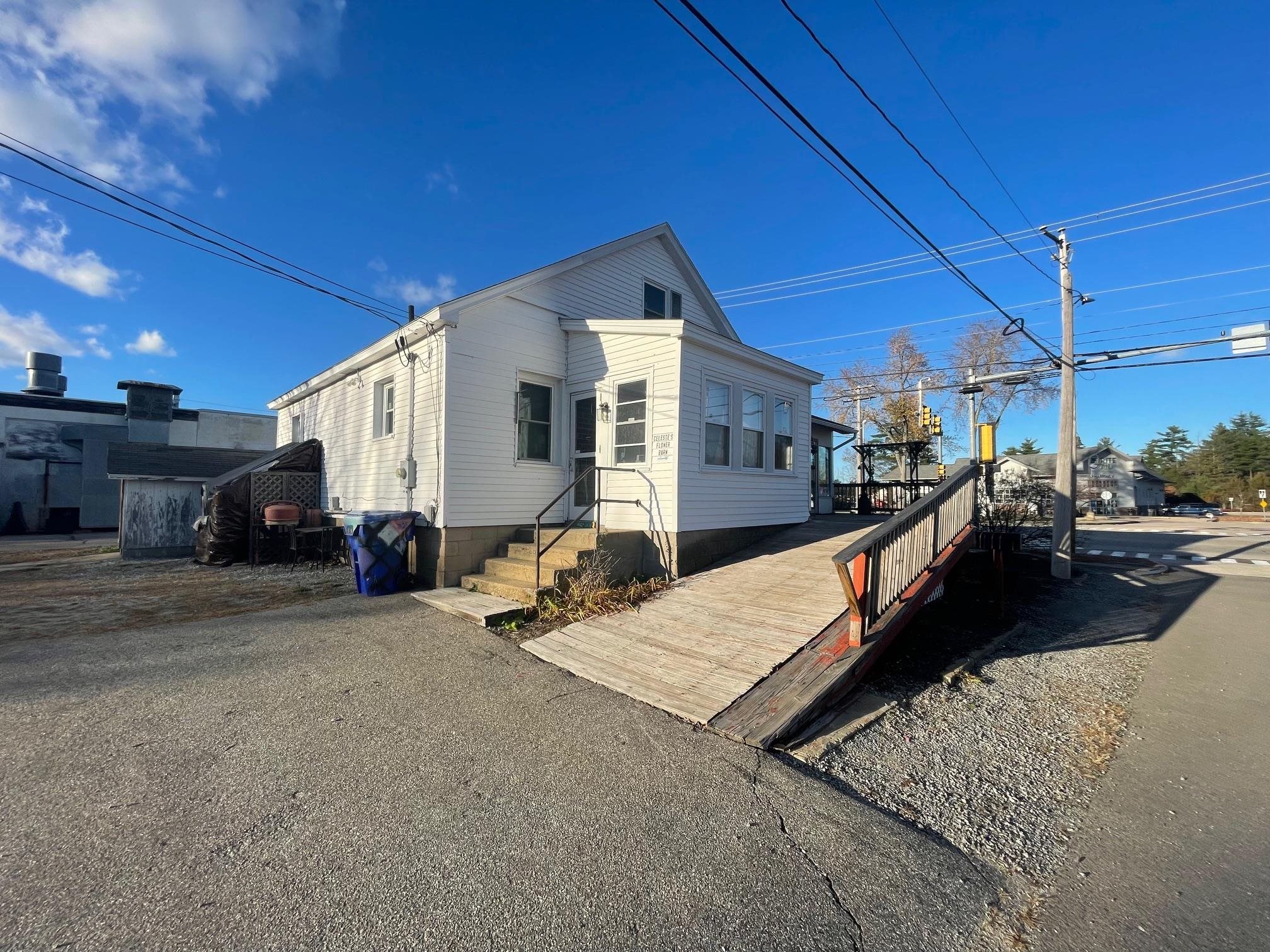 580 Mast Road