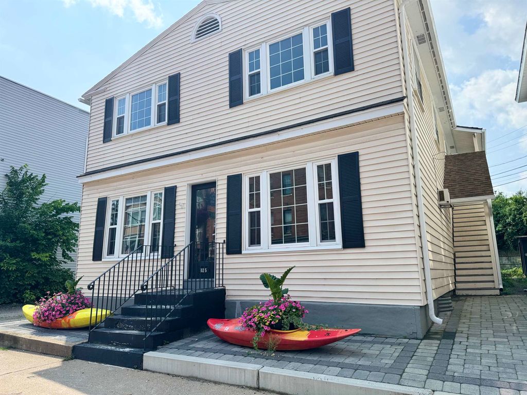 Photo of 325 Central Street #2, Franklin, NH 03235 (MLS # 5052834)
