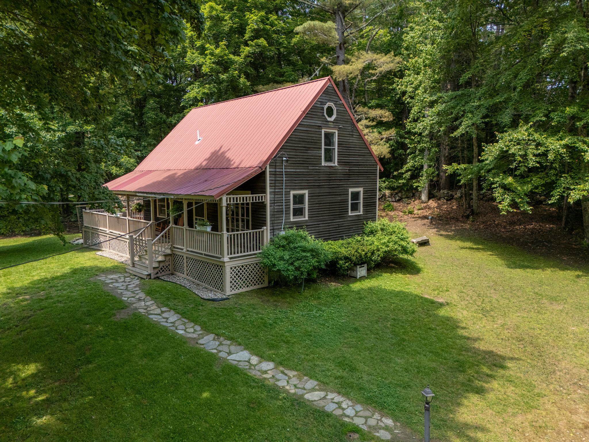98 Bee Hole Road