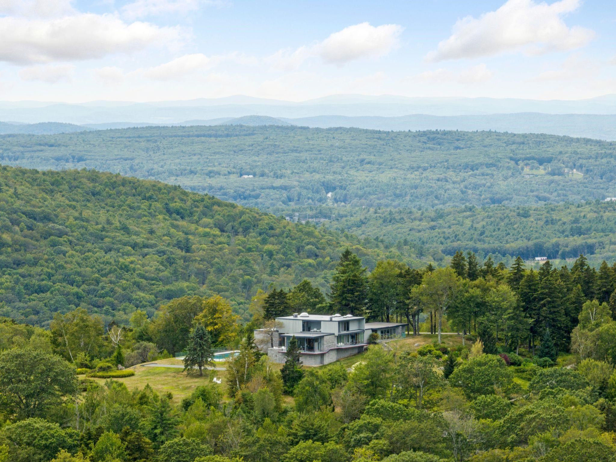 617 Mountain Road