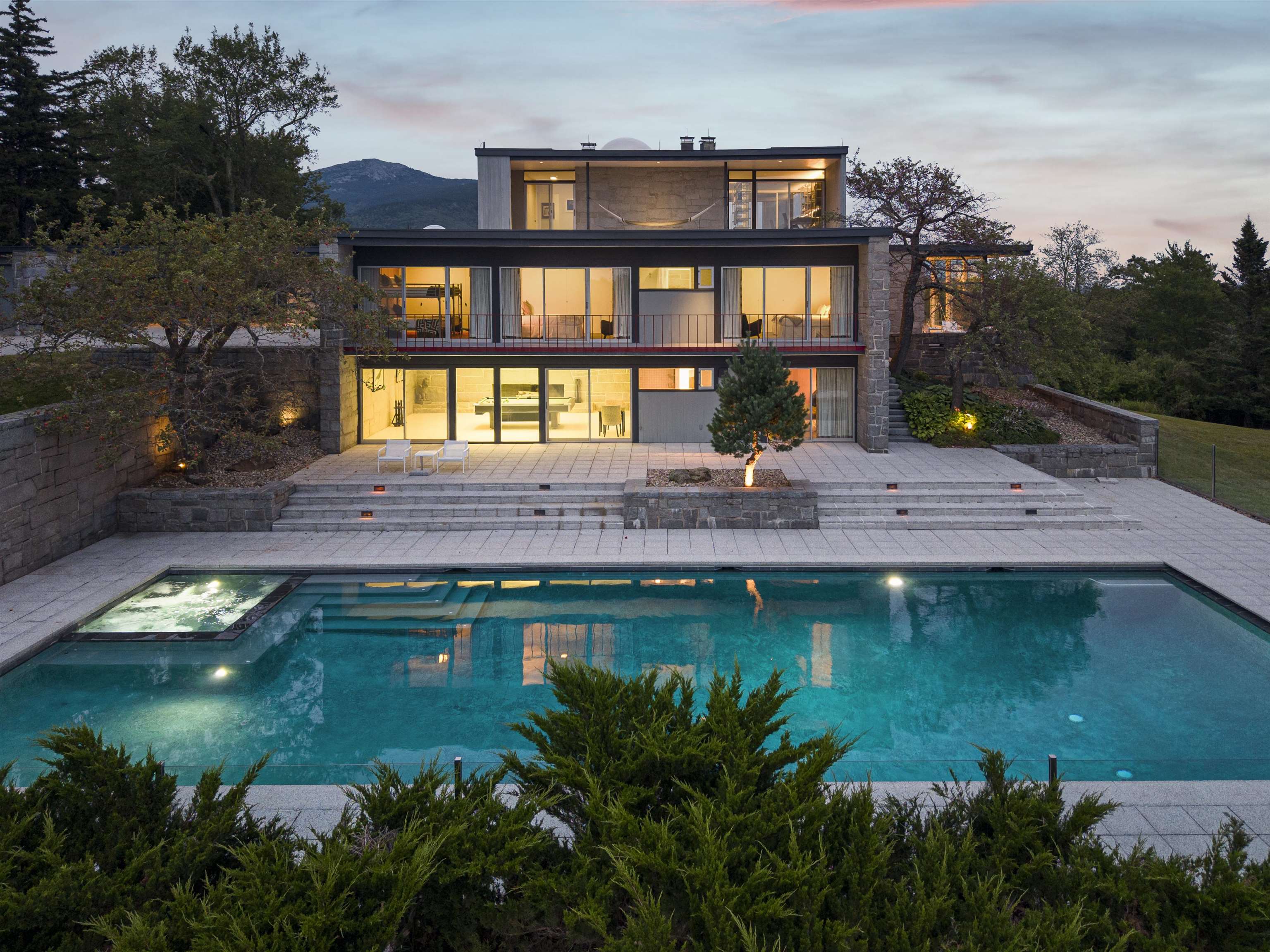 617 Mountain Road