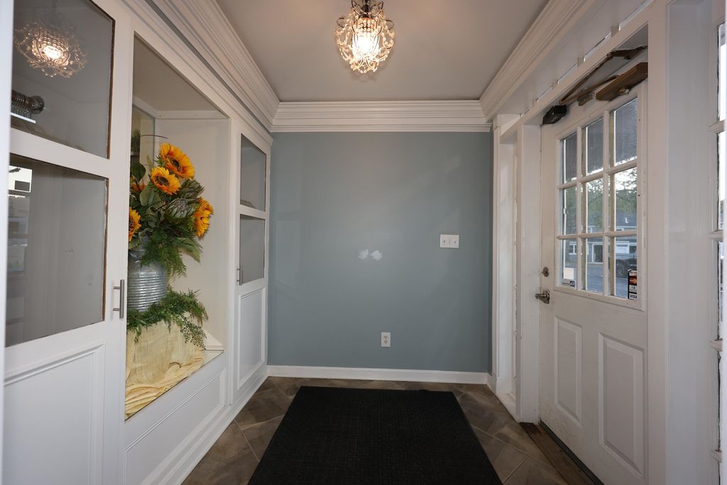 Photo of 135 NH-Route 101A, Amherst, NH 03031 (MLS # 5073391)