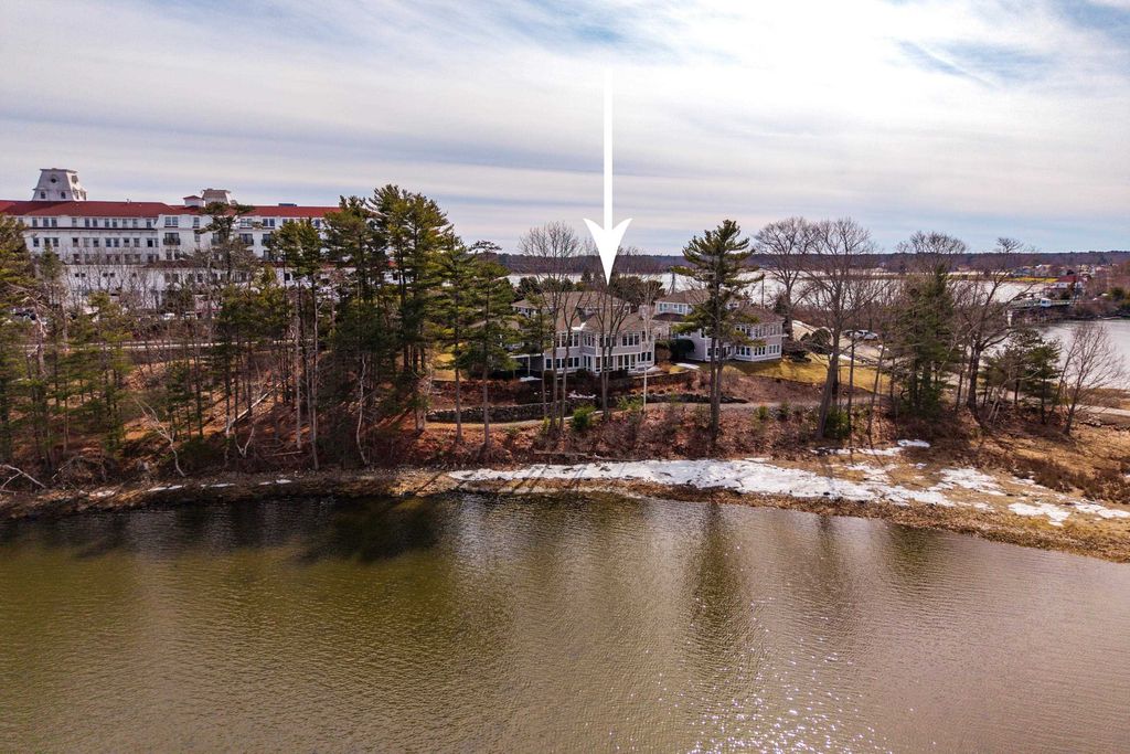 Photo of 8 Campbells Lane, New Castle, NH 03854 (MLS # 5081584)