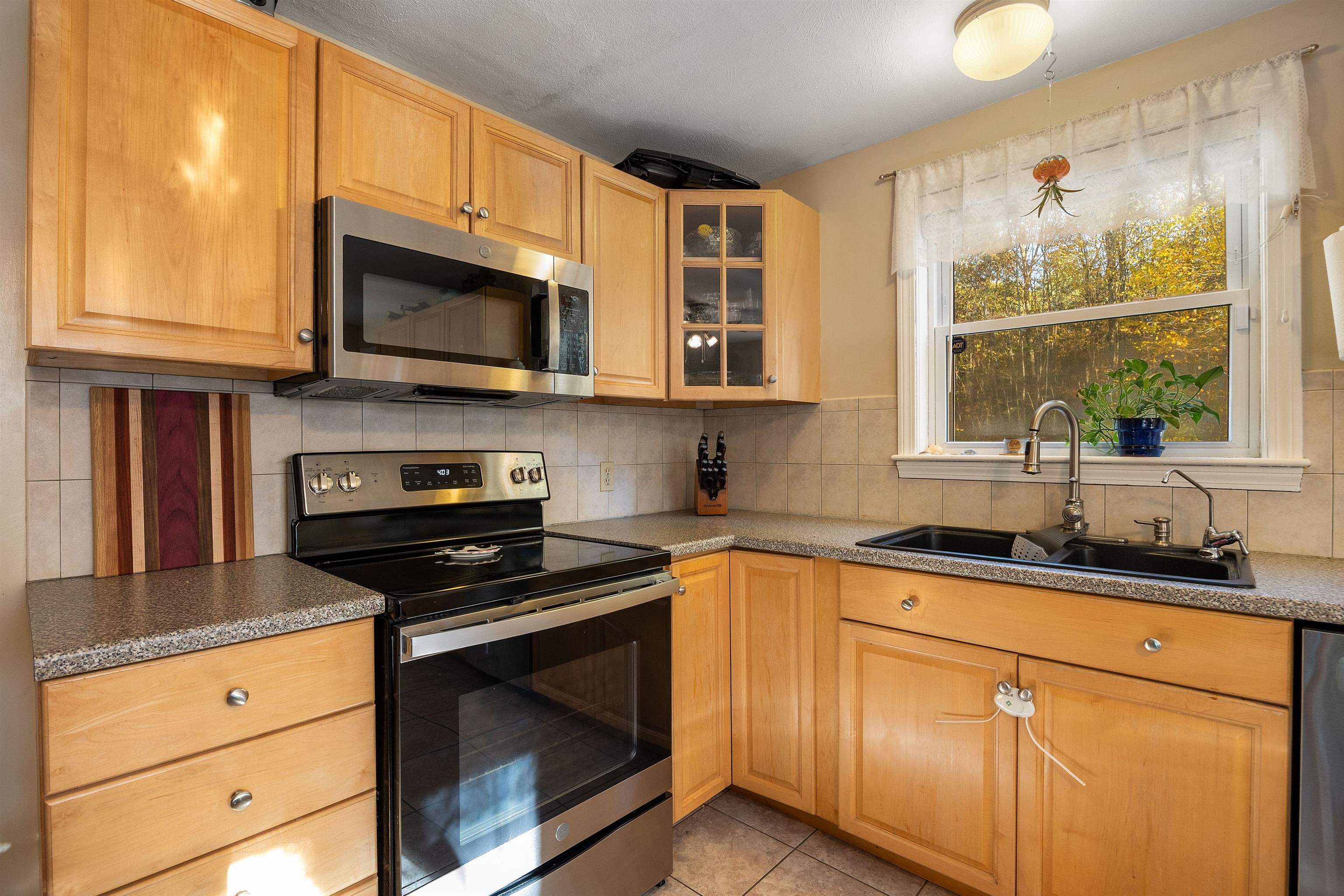 245 Beacon Hill Road B