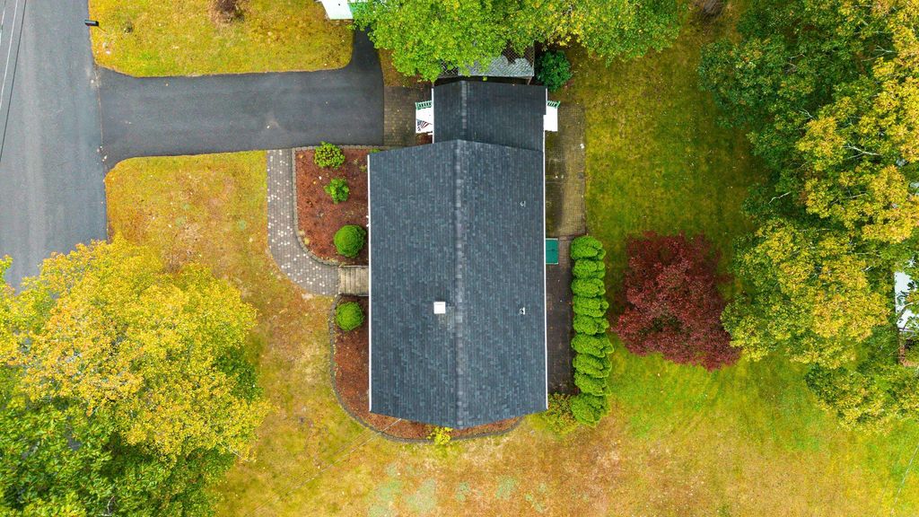 Photo of 25 Marie Avenue, Salem, NH 03079 (MLS # 5063081)