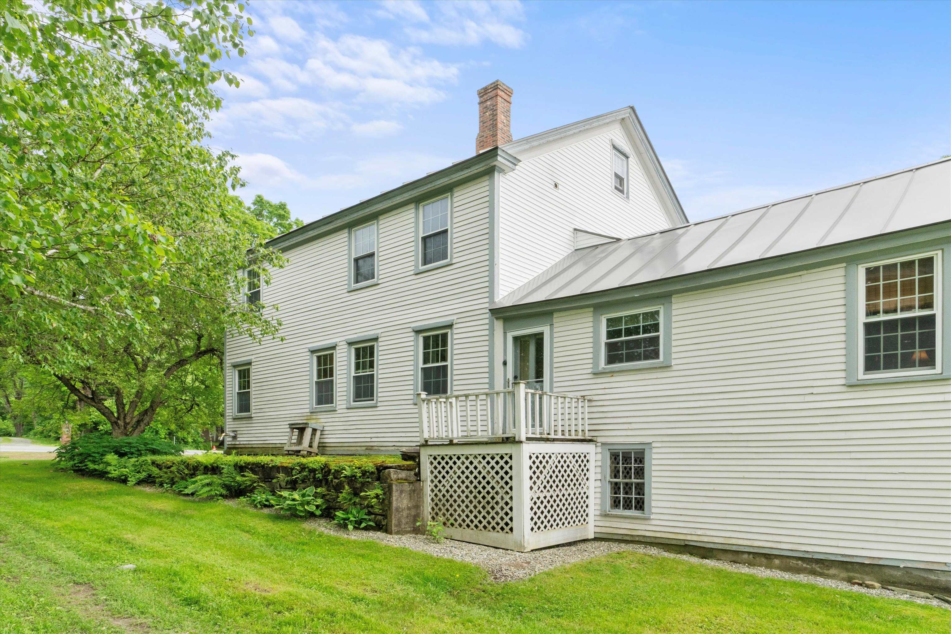 235 Dartmouth College Highway