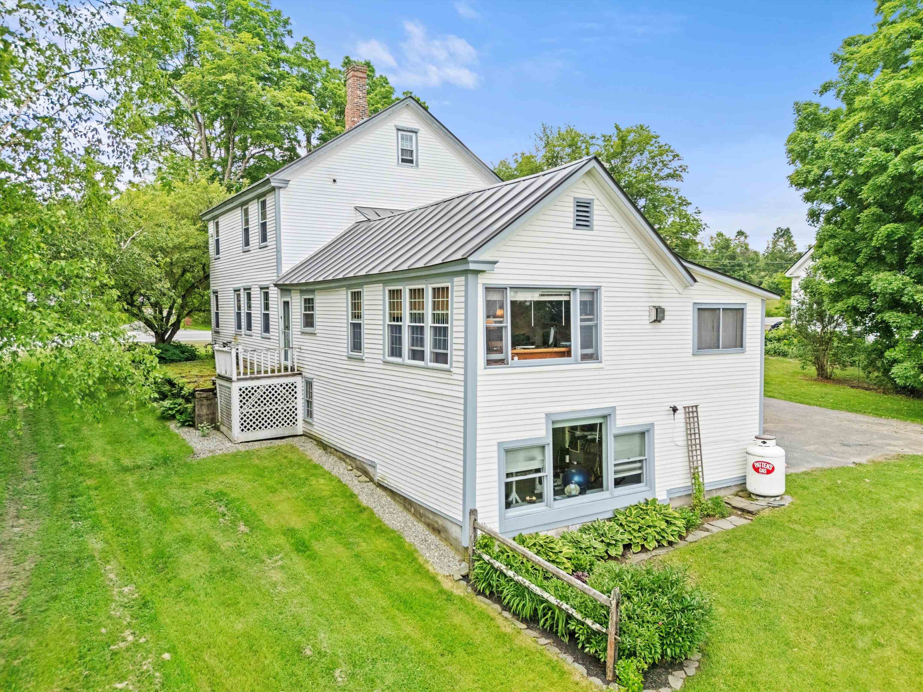 235 Dartmouth College Highway