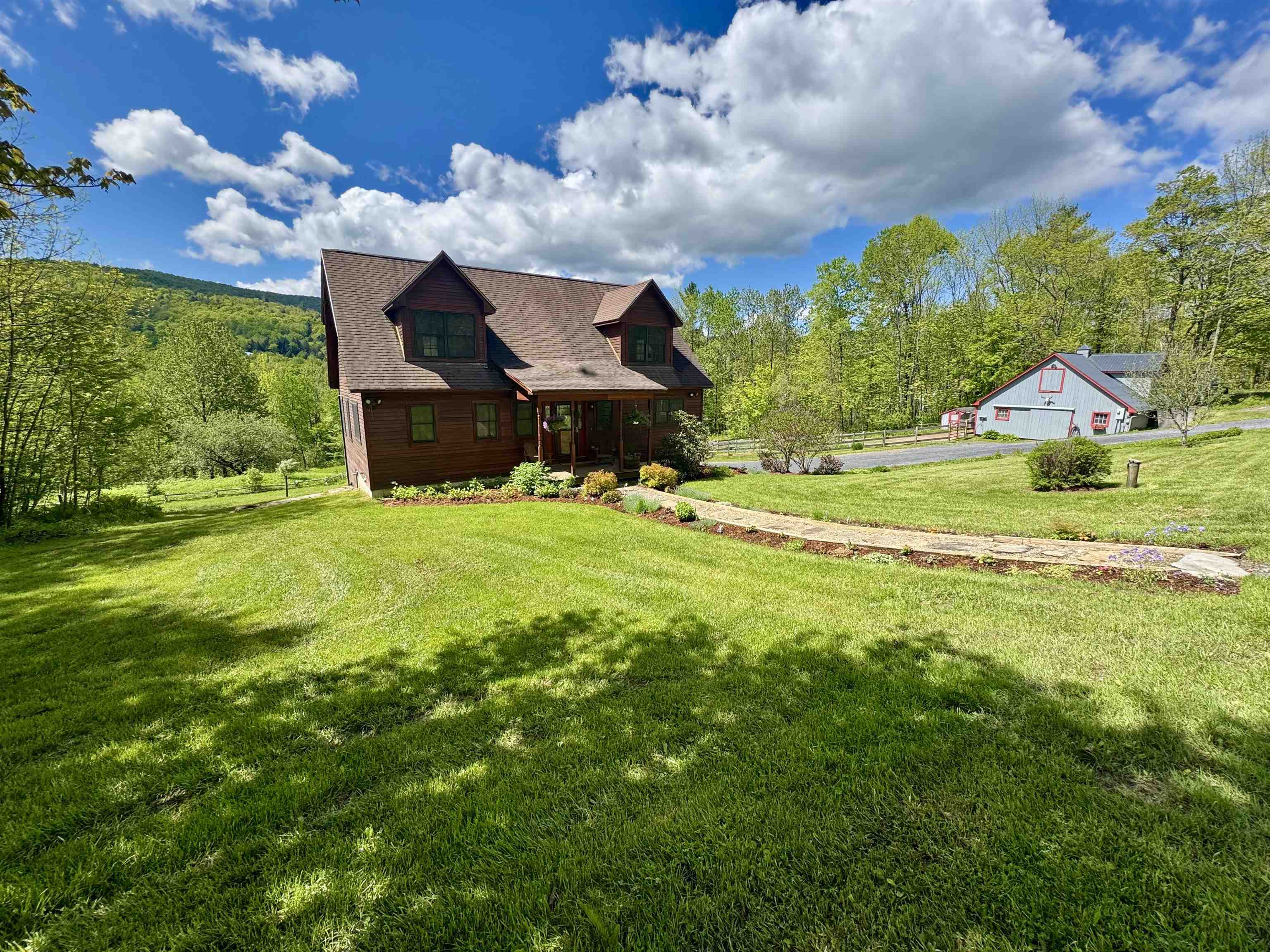 2573 North Fayston Road