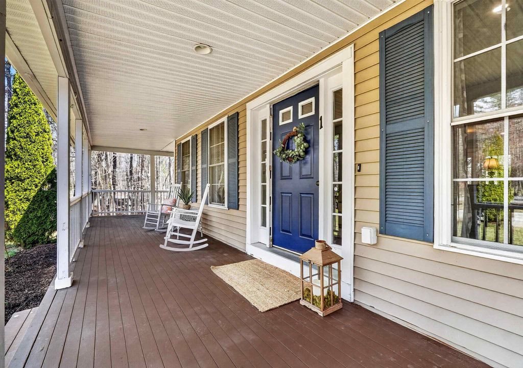 Photo of 1 Kelso Drive, Bow, NH 03304 (MLS # 5083792)