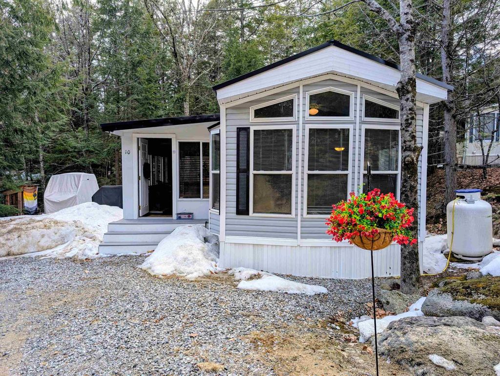 Photo of 10 Hollows Road #(aka Unit 48), Holderness, NH 03245 (MLS # 5081804)