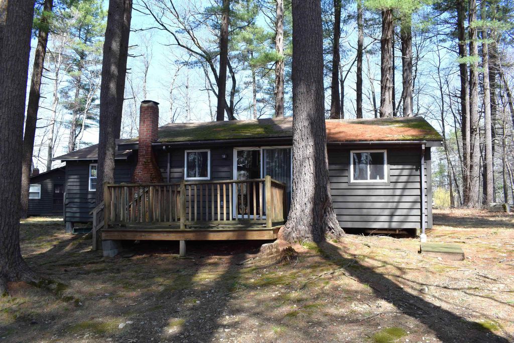 Photo of 100 Main Street #Cabin 5, Kingston, NH 03848 (MLS # 5089702)