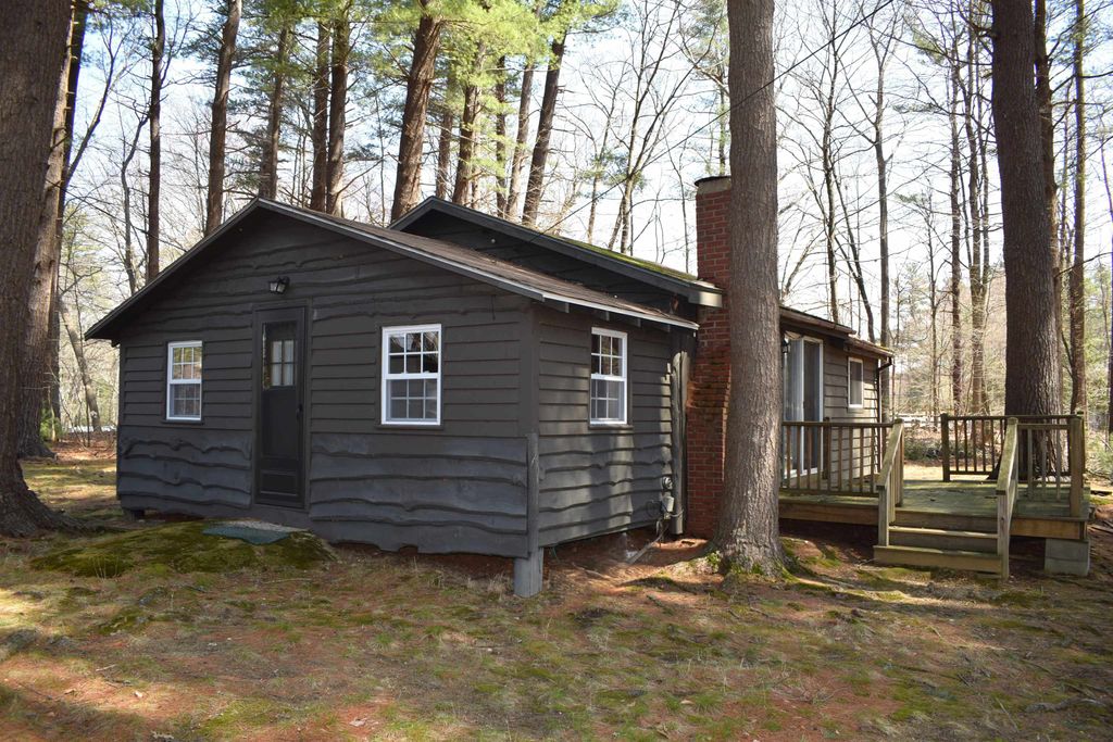 Photo of 100 Main Street #Cabin 5, Kingston, NH 03848 (MLS # 5089702)