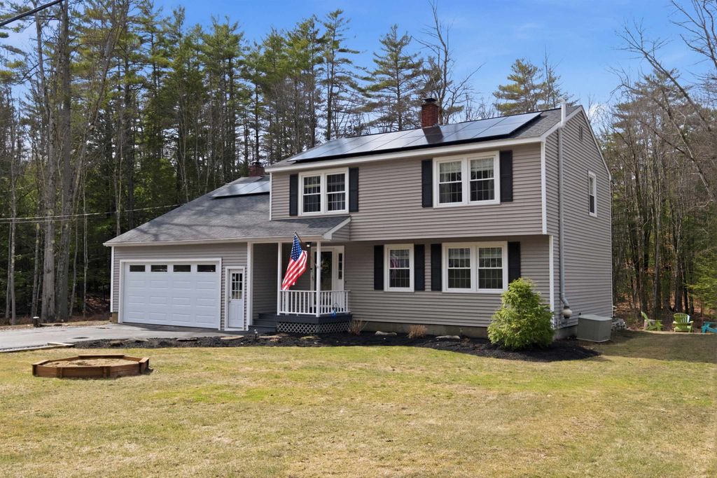 Photo of 4 Cedar Lane, Bow, NH 03304 (MLS # 5081747)