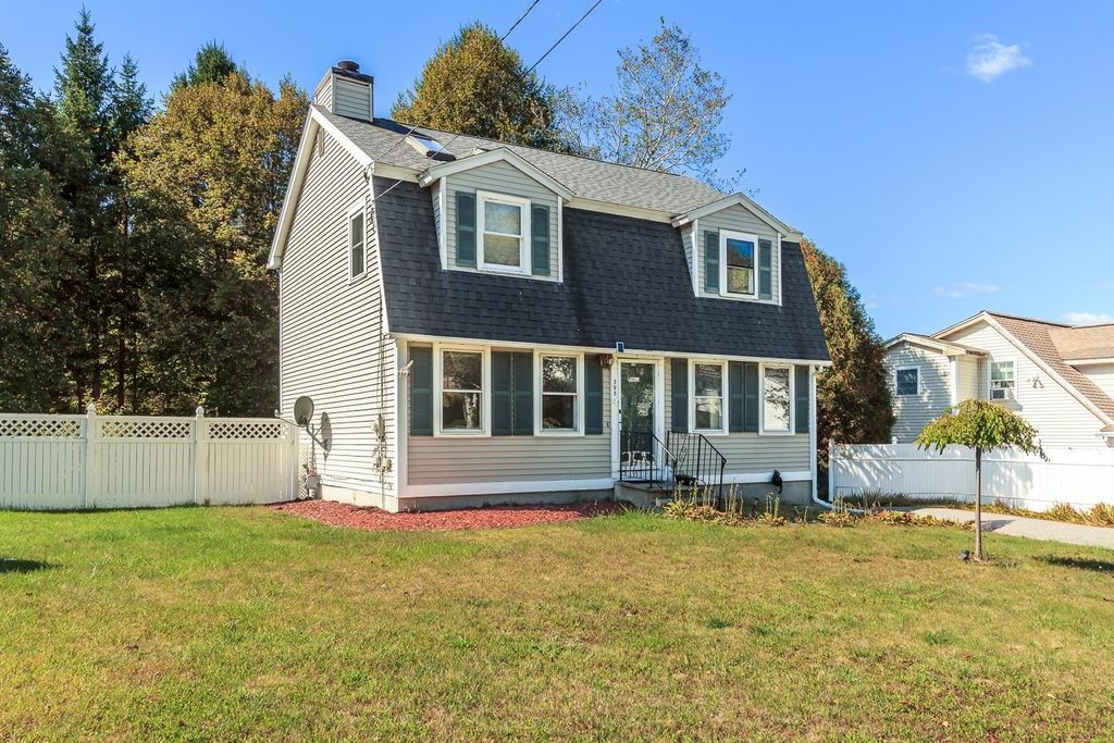 Photo of 395 Brent Street, Manchester, NH 03103 (MLS # 5064220)
