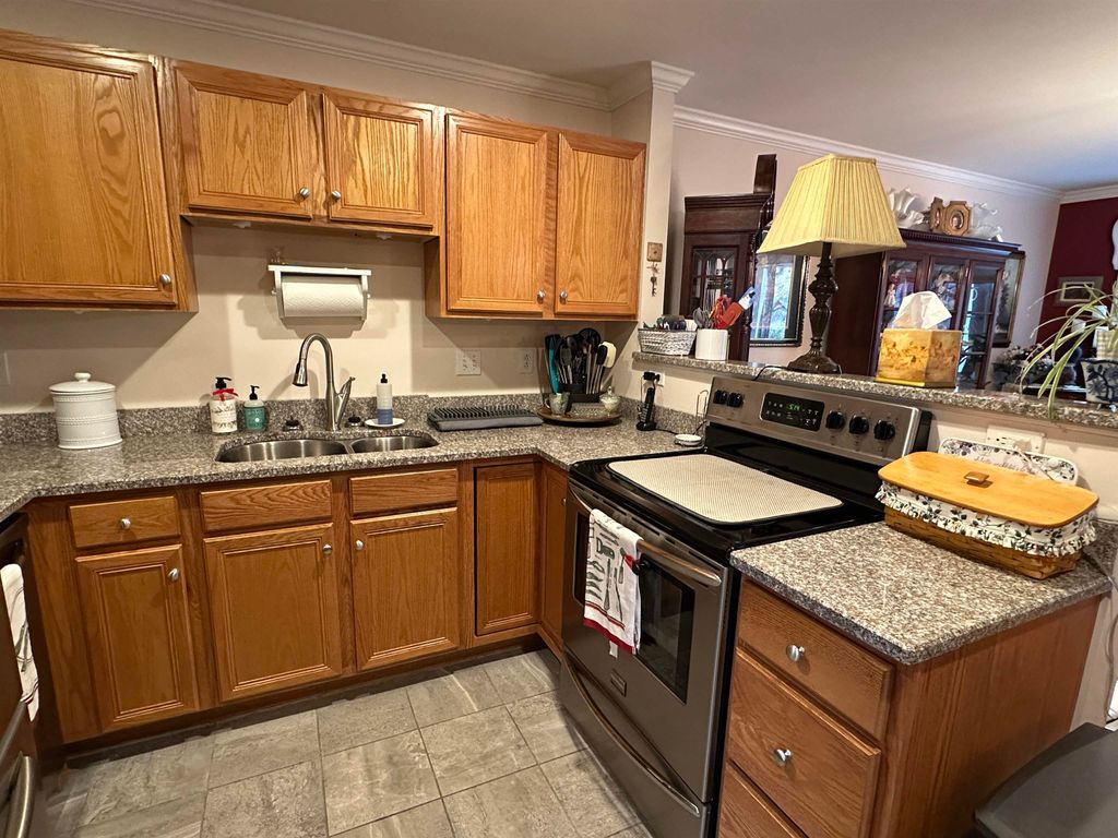 Photo of 113 Peaked Hill Drive, Hopkinton, NH 03229 (MLS # 5087394)
