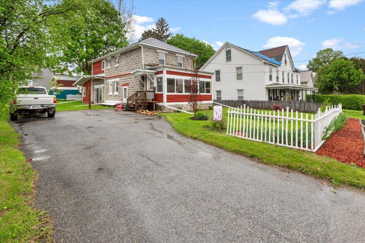 115 Jefferson Avenue