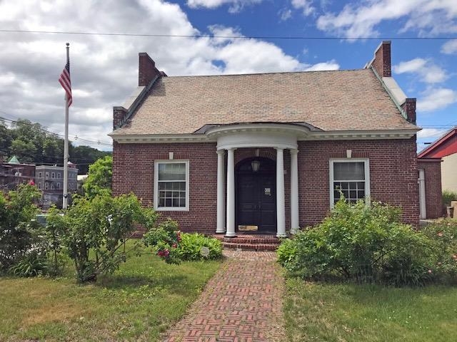 18 Bridge Street