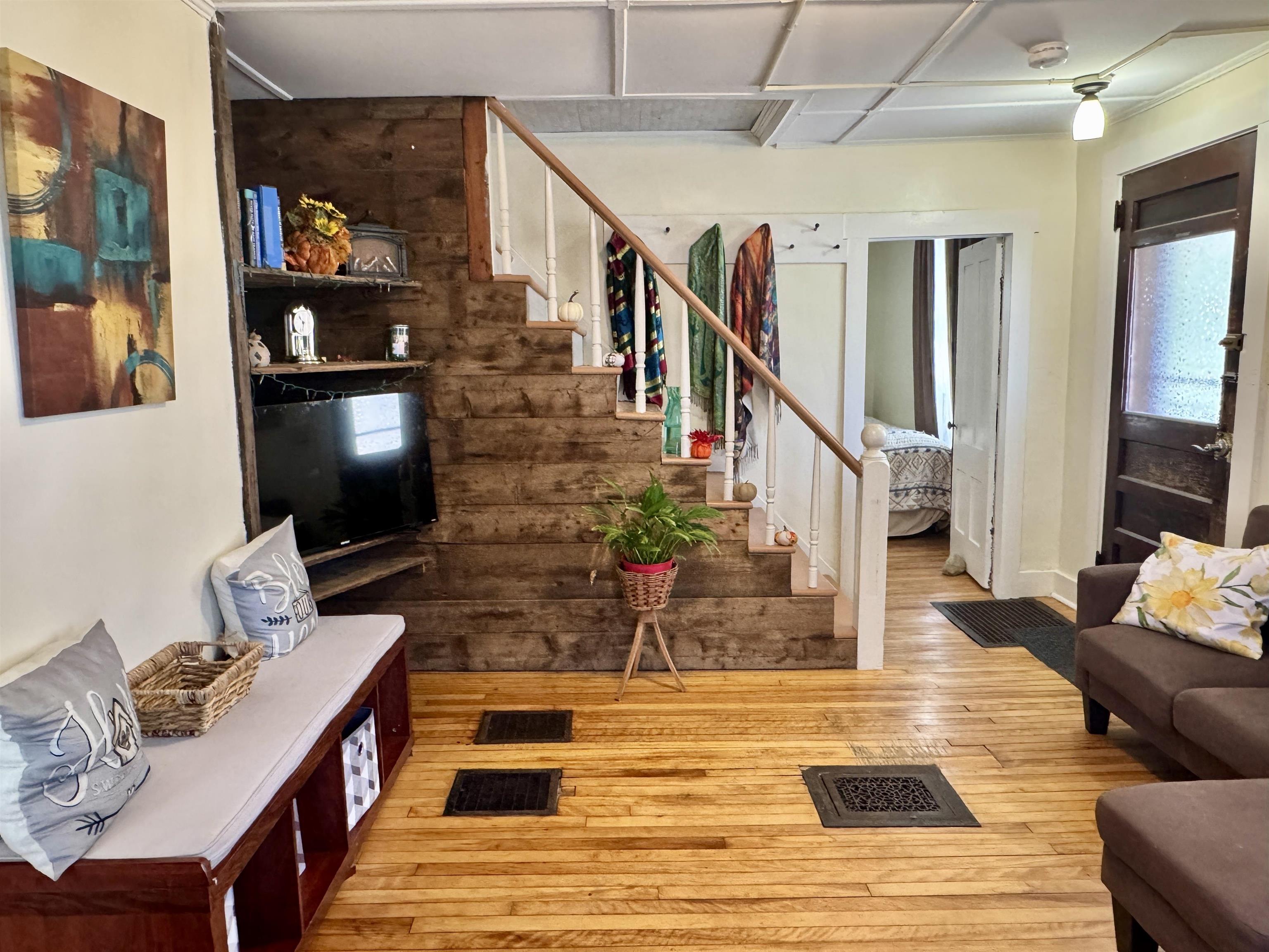 109 Caledonia Street