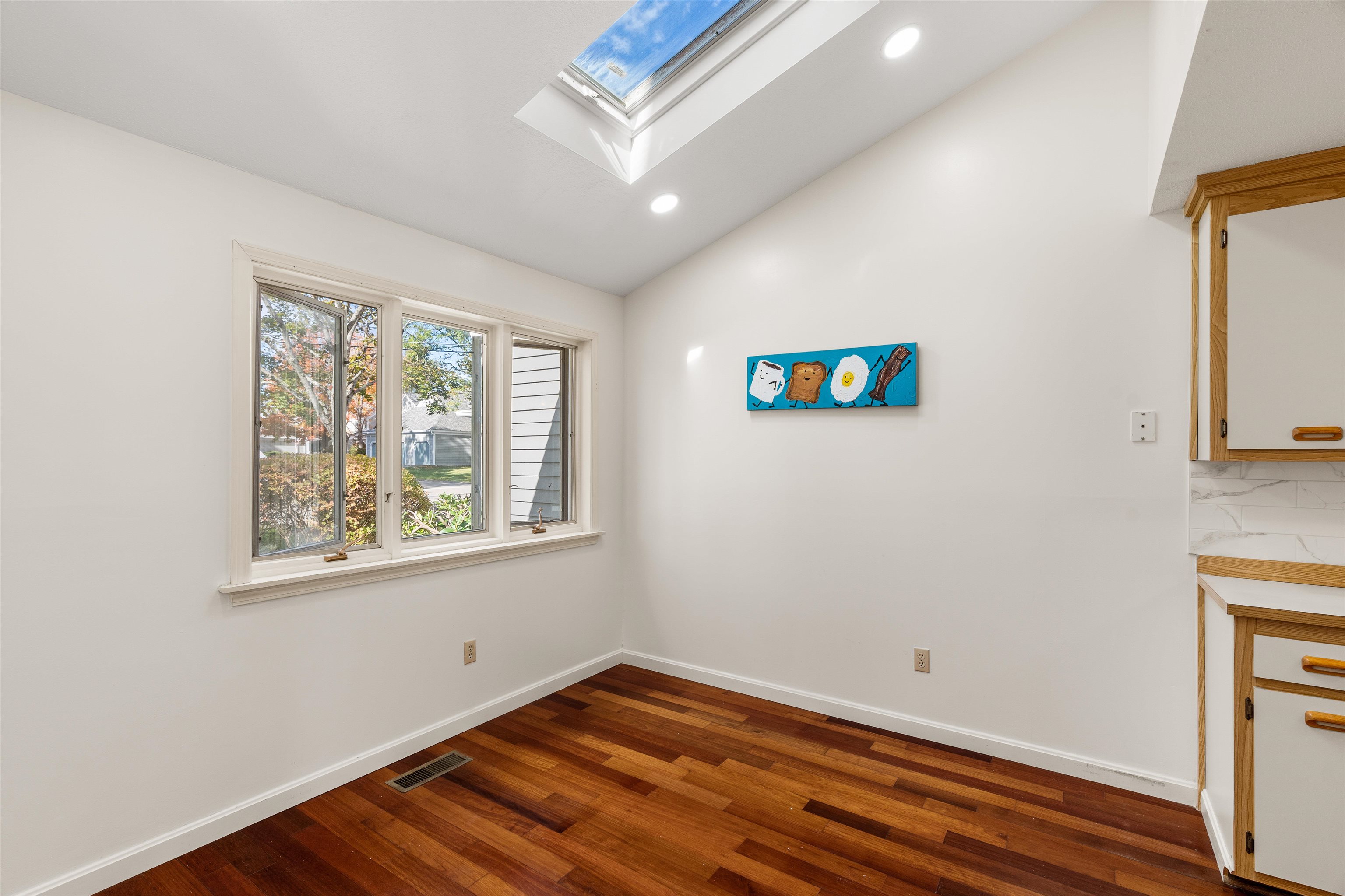 8 Laurel Court 324