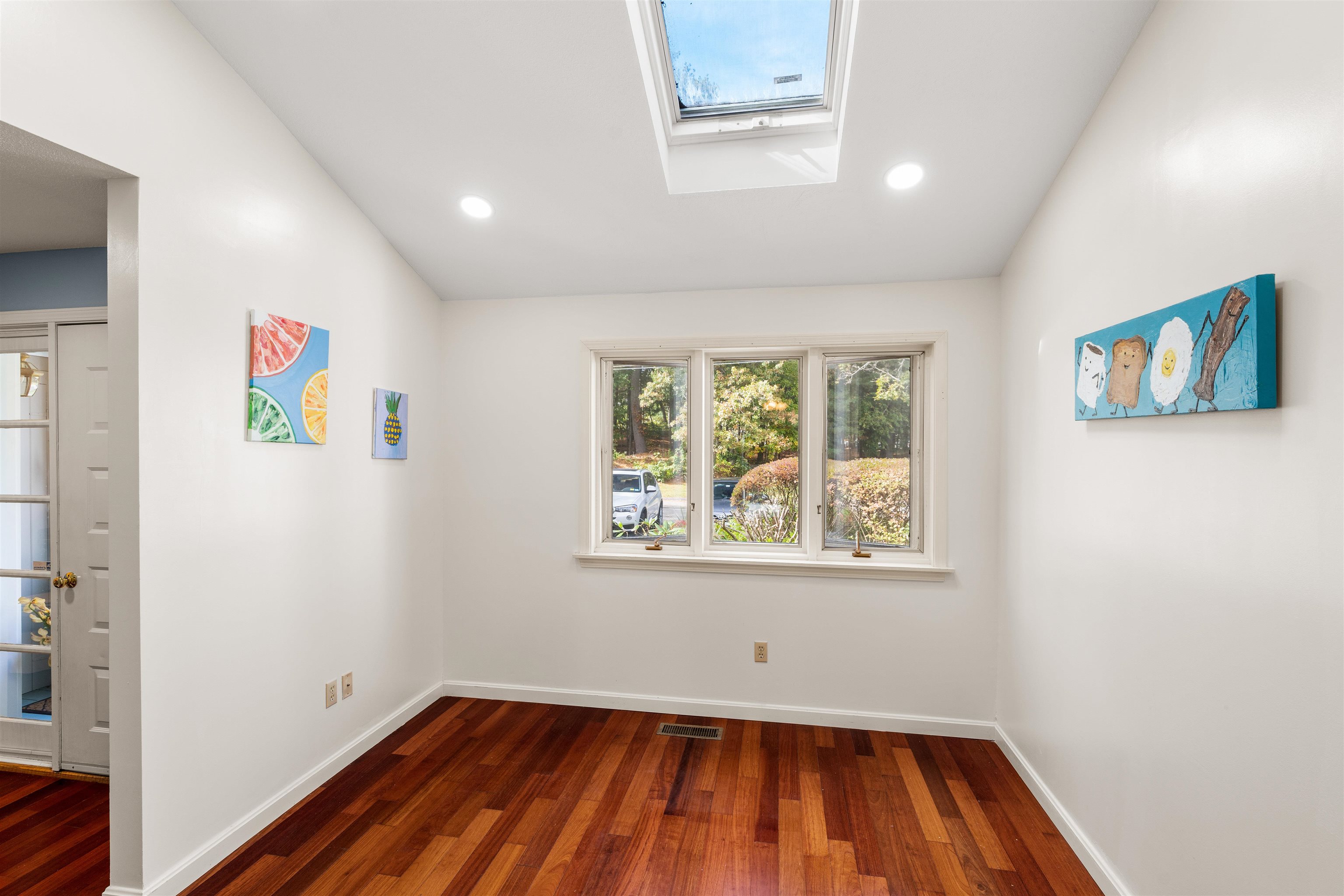 8 Laurel Court 324