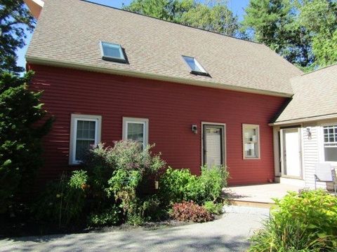 14 Balmoral Drive Stratham NH 03885