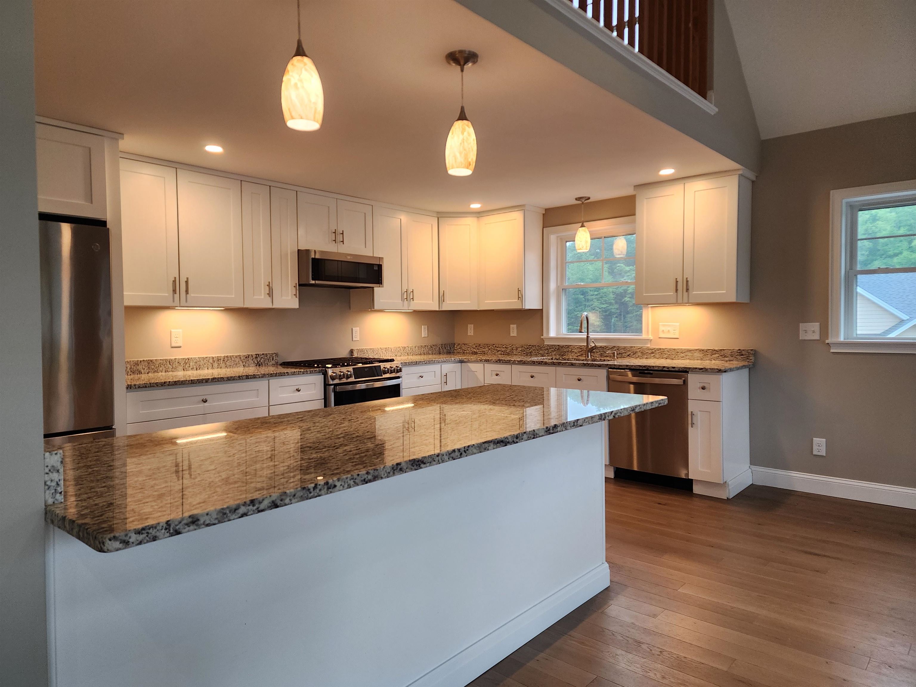 Chichester, New Hampshire 03234, United States, 2 Bedrooms Bedrooms, ,3 BathroomsBathrooms,Residential,Pending,150389