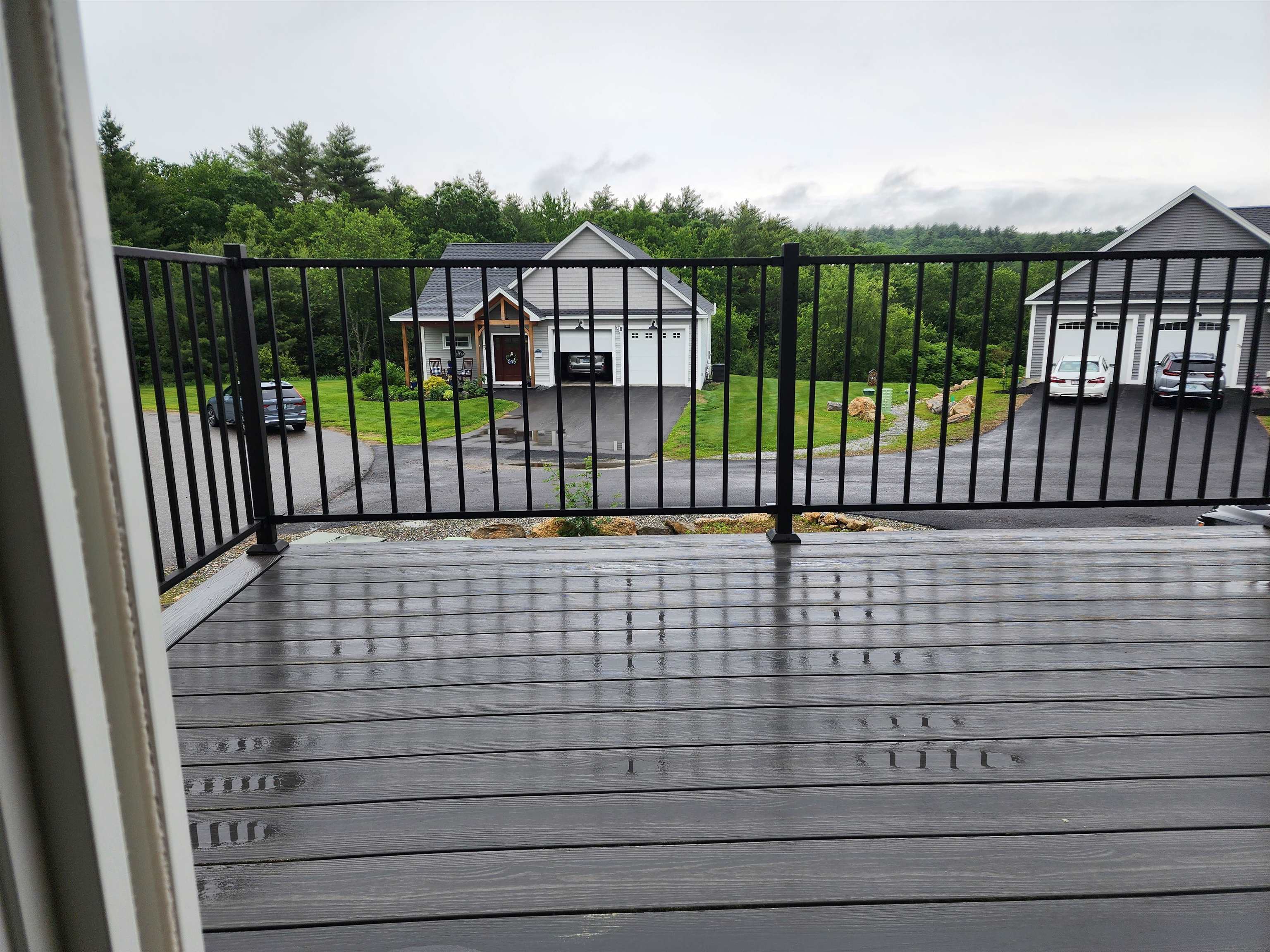 Chichester, New Hampshire 03234, United States, 2 Bedrooms Bedrooms, ,3 BathroomsBathrooms,Residential,Pending,150389