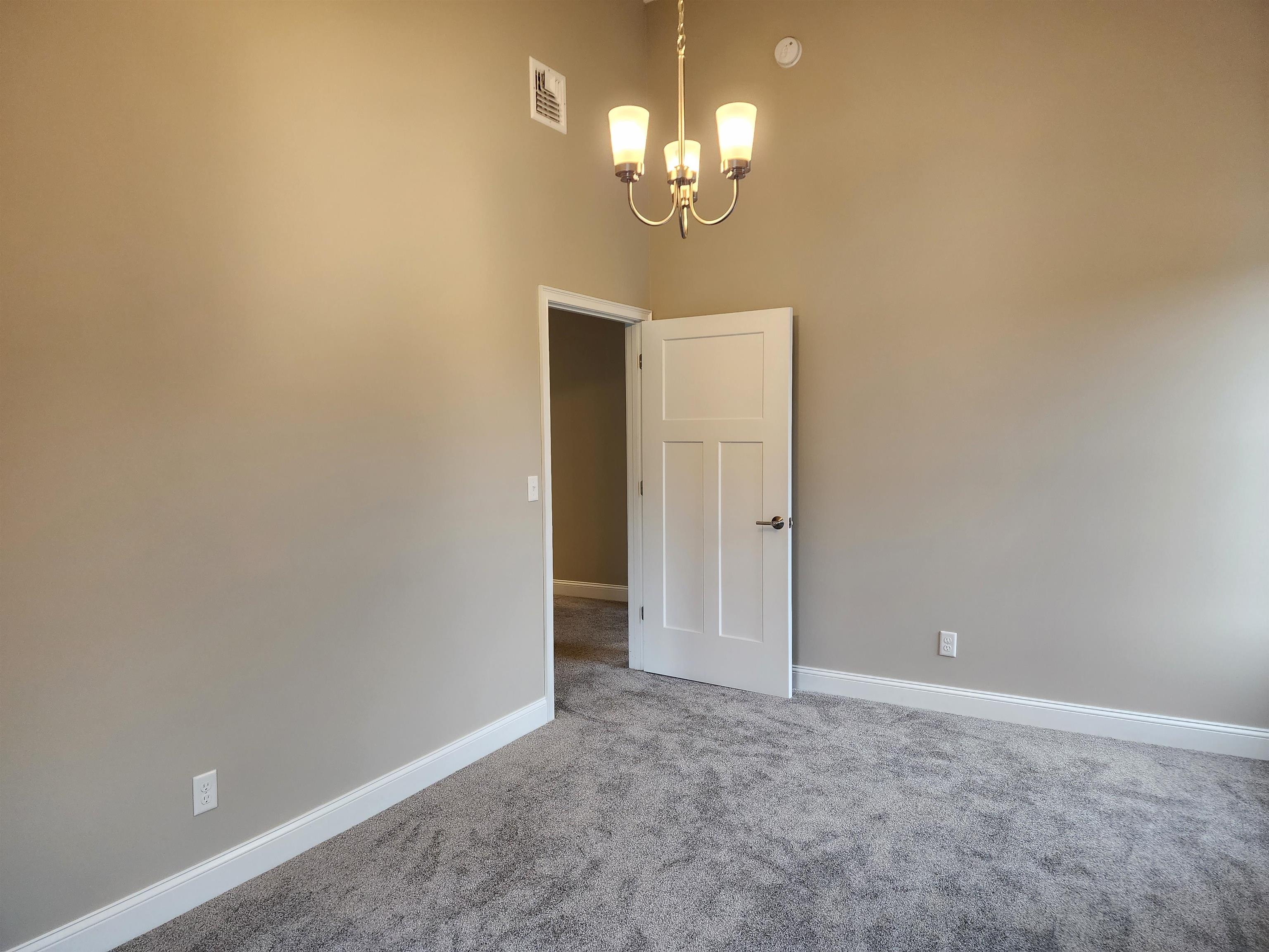 Chichester, New Hampshire 03234, United States, 2 Bedrooms Bedrooms, ,3 BathroomsBathrooms,Residential,Pending,150389