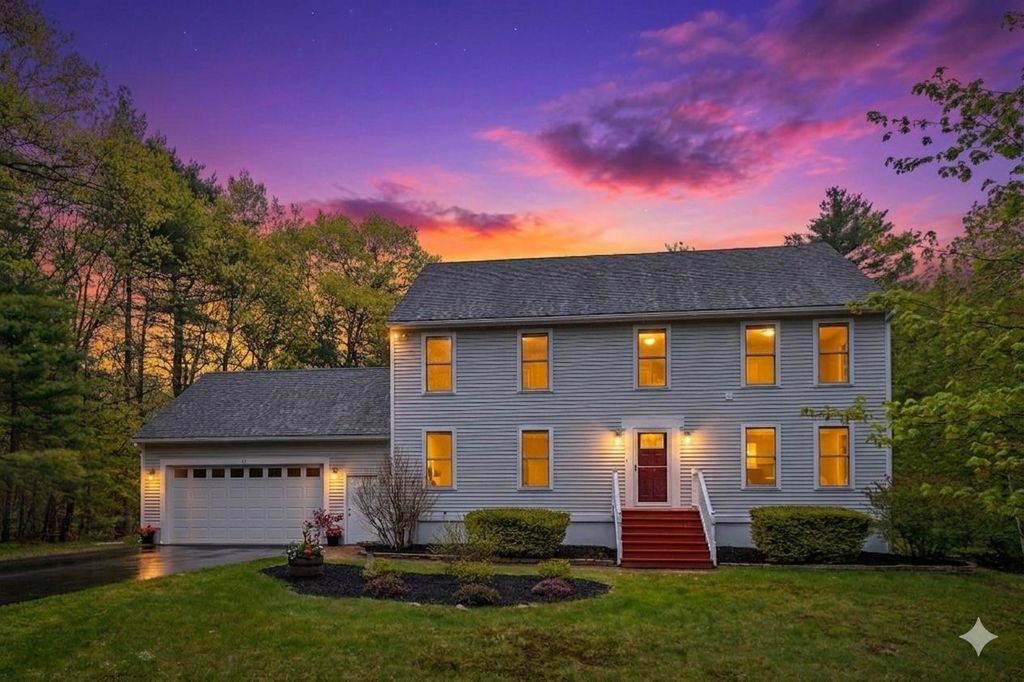 Photo of 12 Aladdin Road, Windham, NH 03087 (MLS # 5088875)