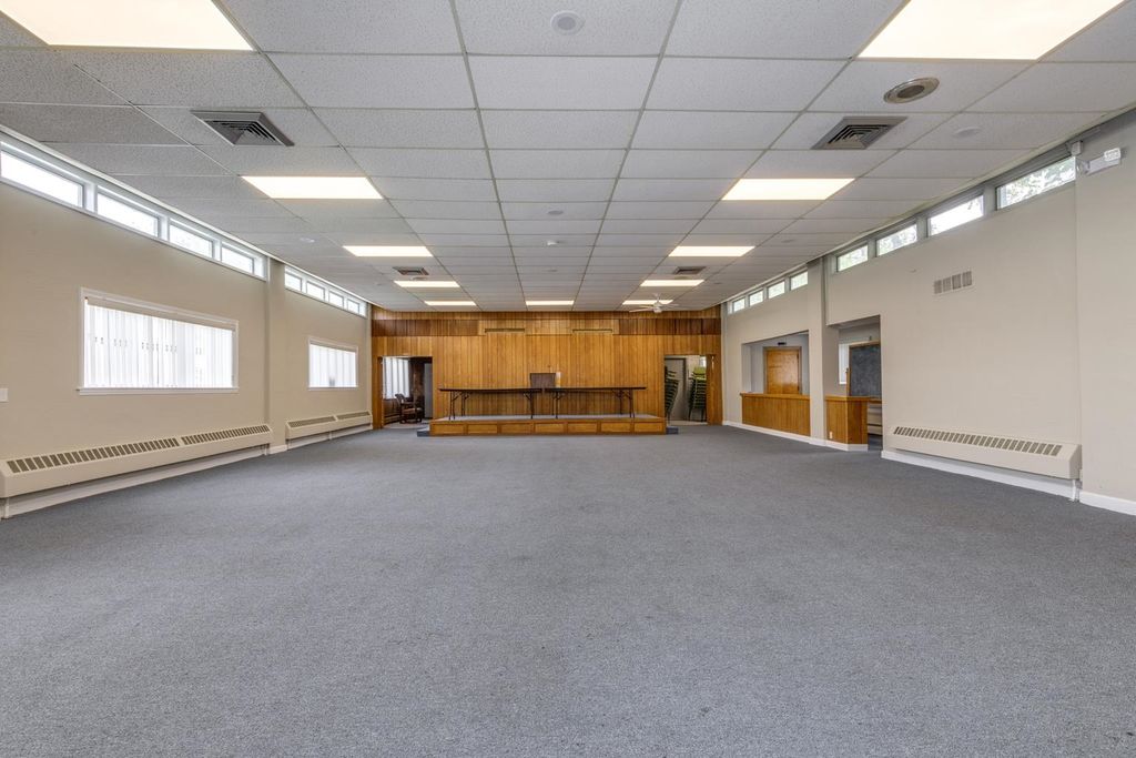 Photo of 450 Hanover Street, Manchester, NH 03104 (MLS # 5041528)