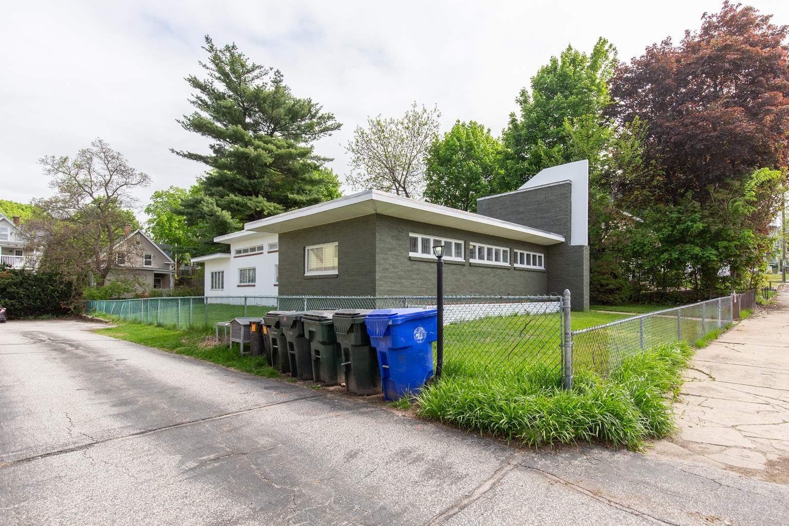 Manchester, New Hampshire 03104, United States, ,Commercial,Active,131783