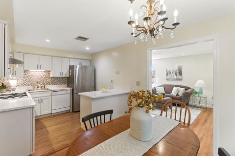 Photo of 218 Millwright Drive #218, Nashua, NH 03063 (MLS # 5059278)