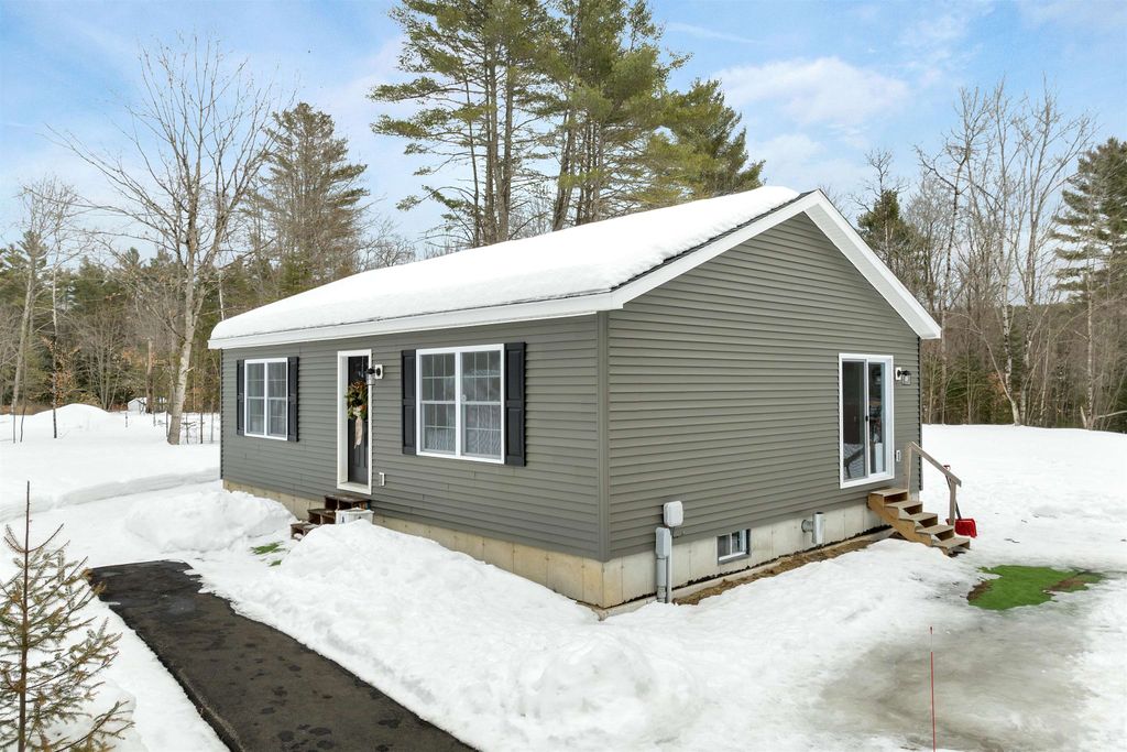 Photo of 5 Granite Way, Canaan, NH 03741 (MLS # 5078143)
