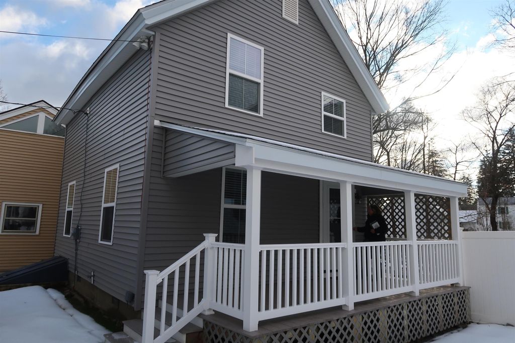 Photo of 5 Green Street, Exeter, NH 03833 (MLS # 5078646)