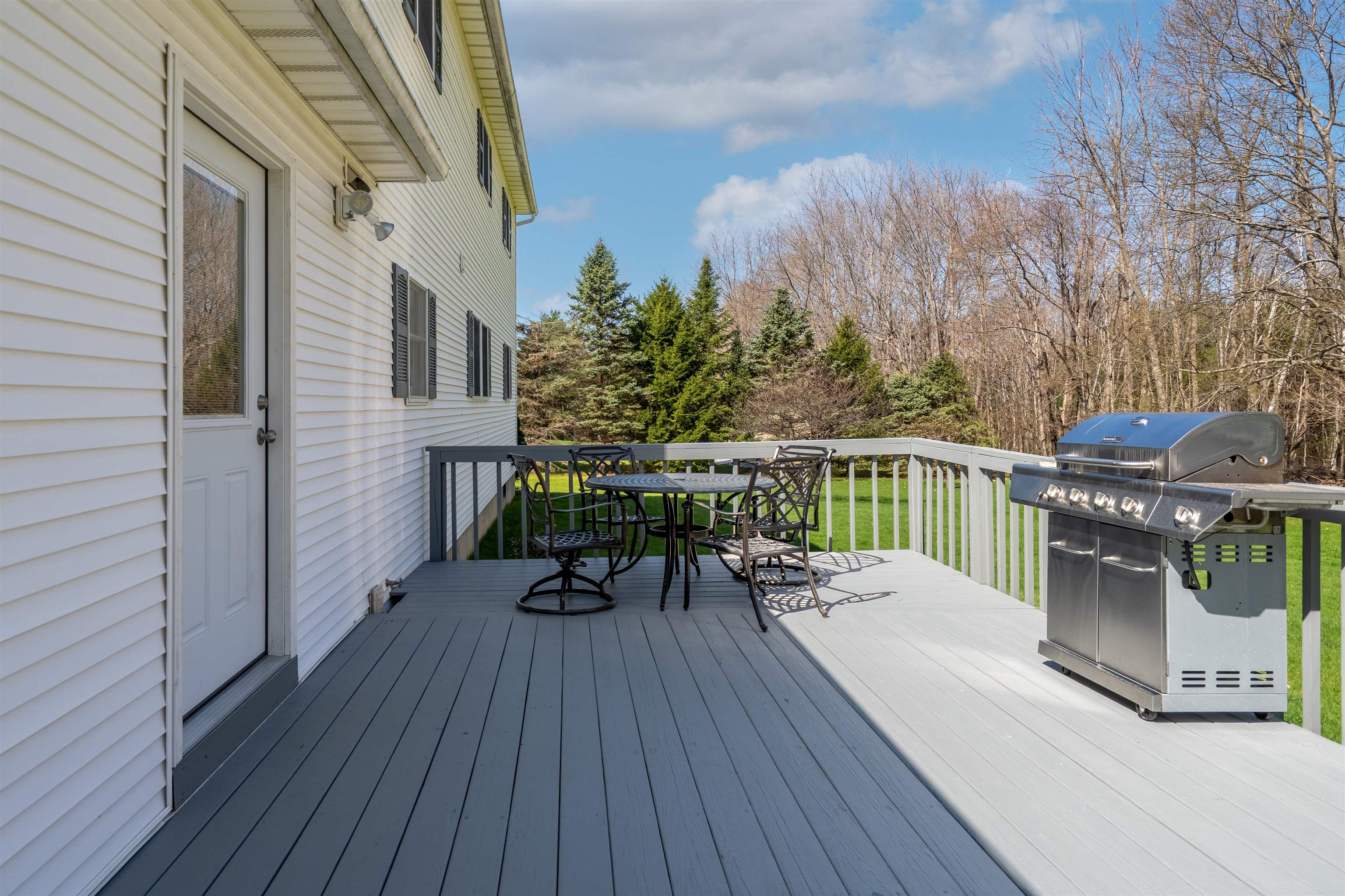 Clarendon, Vermont 05759, United States, 4 Bedrooms Bedrooms, ,2 BathroomsBathrooms,Residential,Active,118393