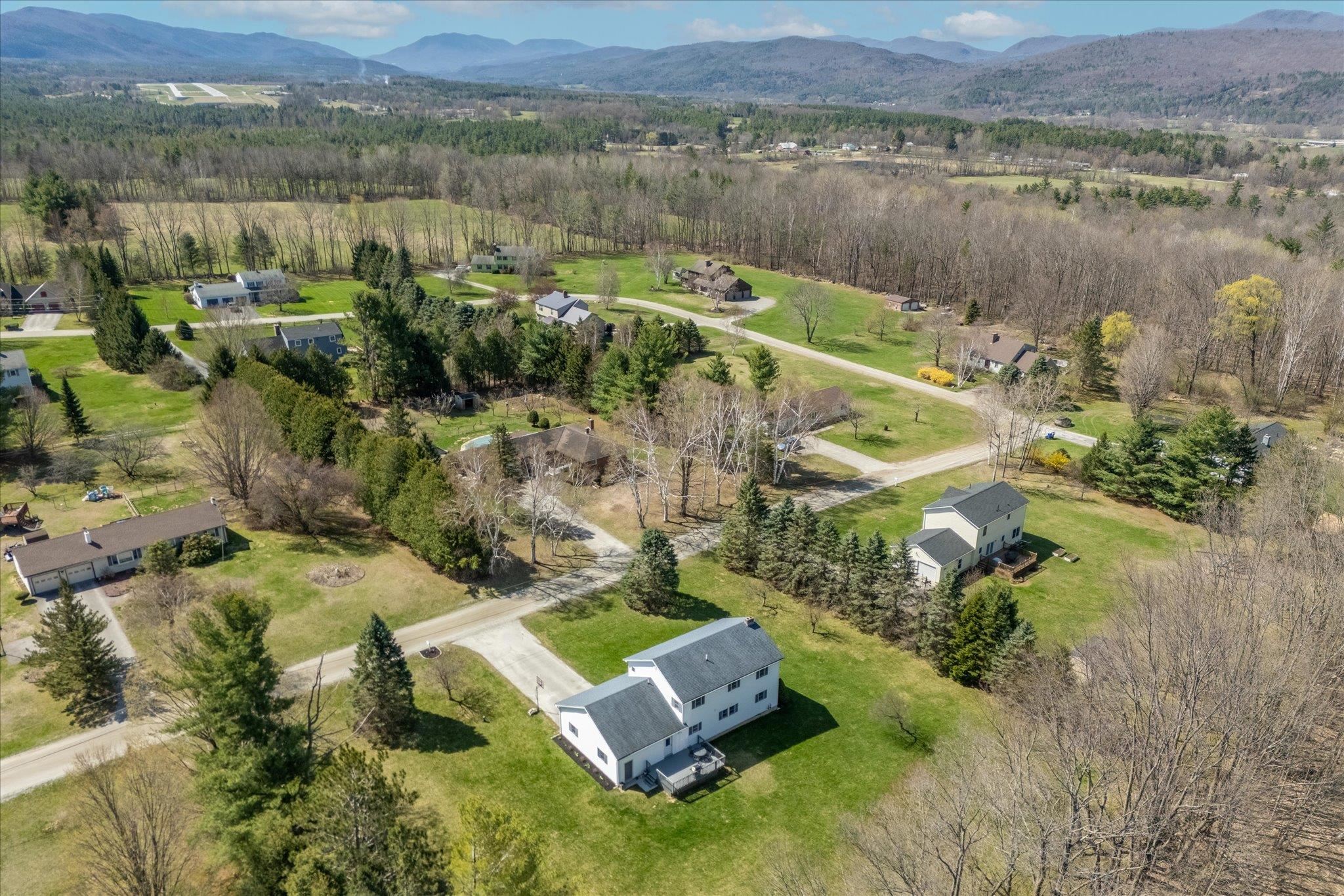 Clarendon, Vermont 05759, United States, 4 Bedrooms Bedrooms, ,2 BathroomsBathrooms,Residential,Active,118393