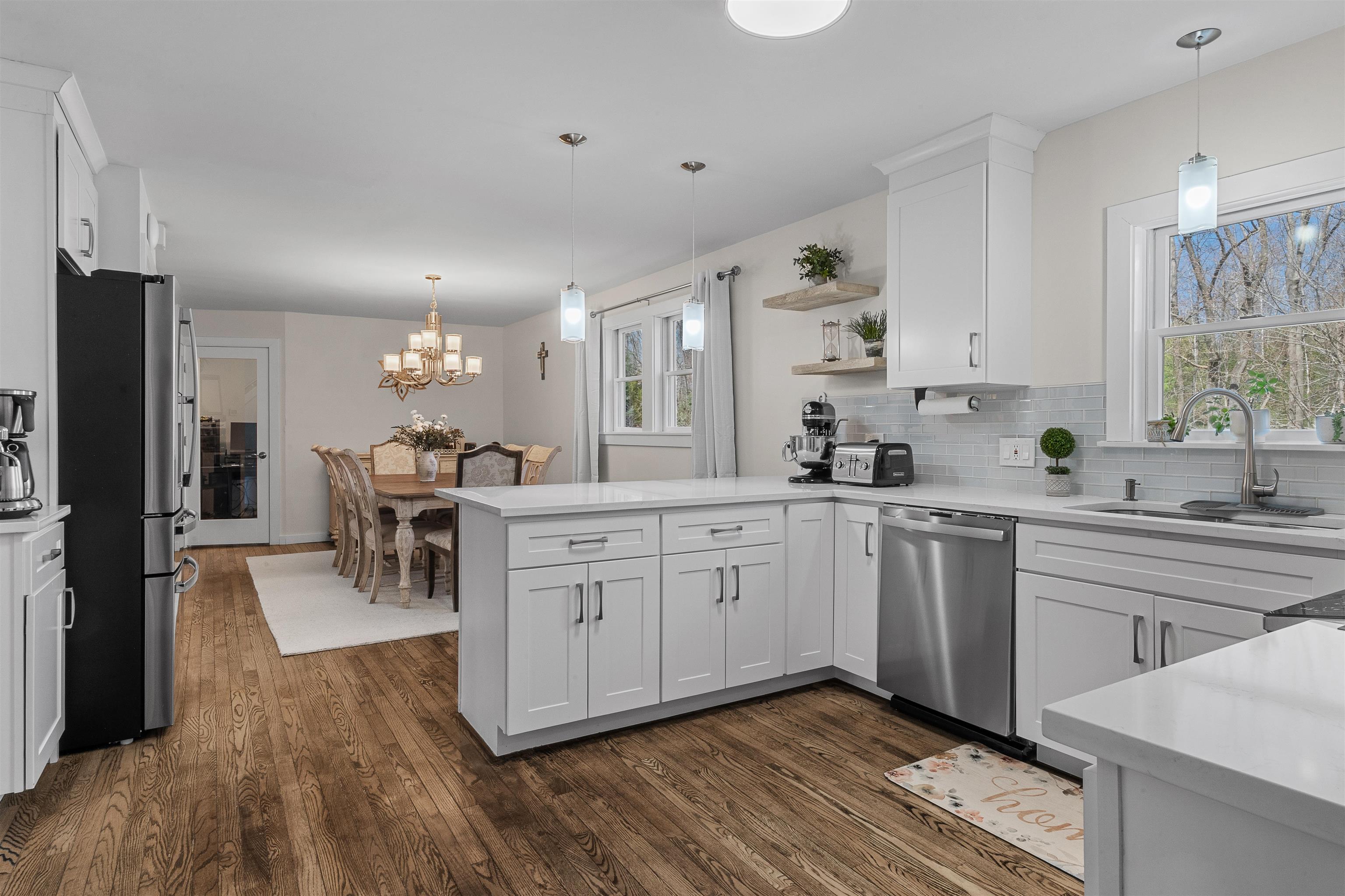 Clarendon, Vermont 05759, United States, 4 Bedrooms Bedrooms, ,2 BathroomsBathrooms,Residential,Active,118393