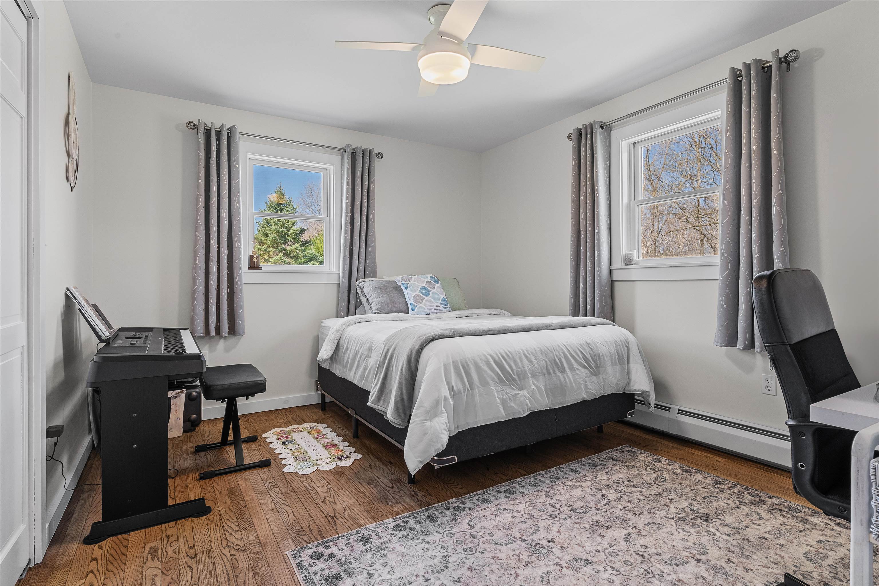 Clarendon, Vermont 05759, United States, 4 Bedrooms Bedrooms, ,2 BathroomsBathrooms,Residential,Active,118393