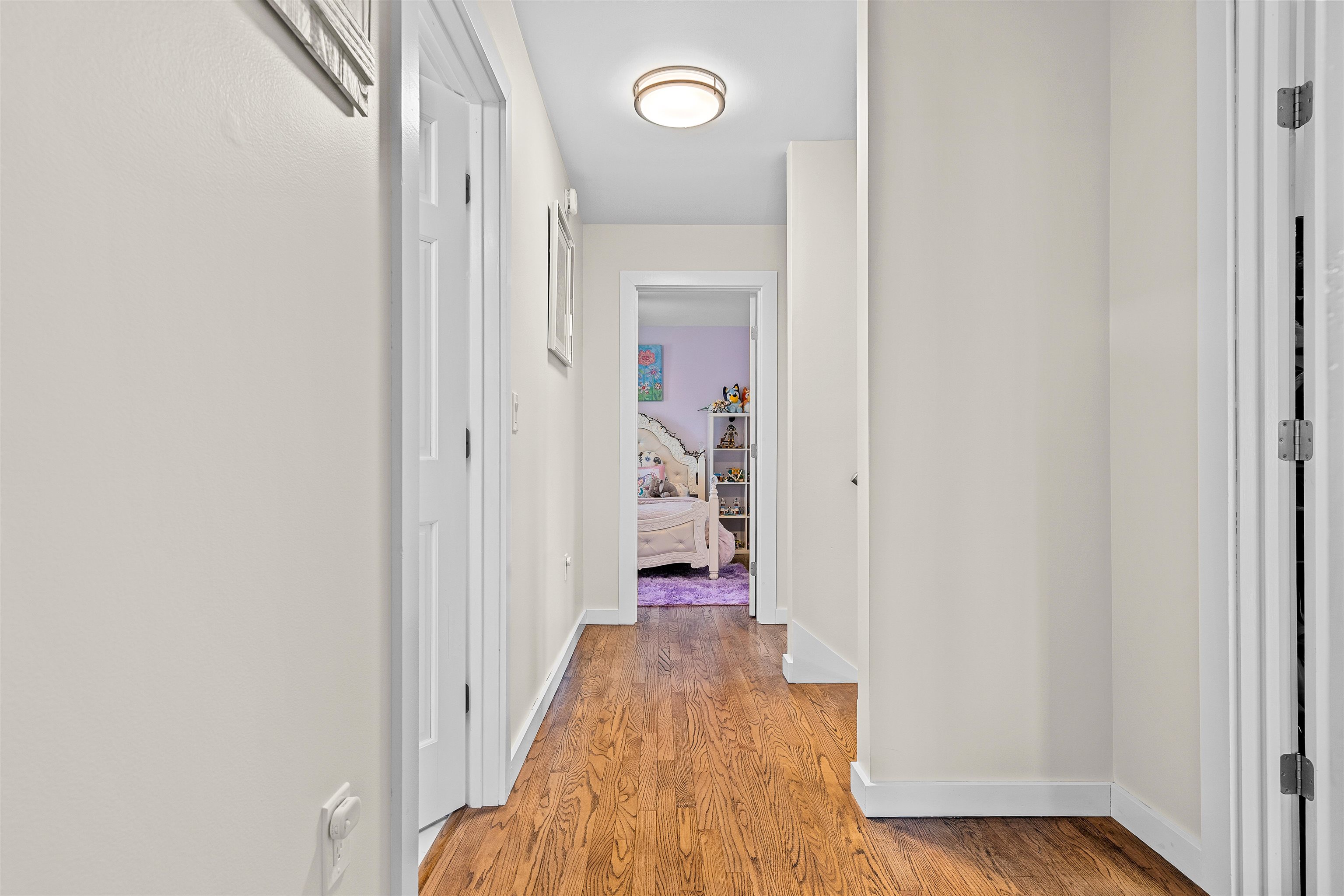 Clarendon, Vermont 05759, United States, 4 Bedrooms Bedrooms, ,2 BathroomsBathrooms,Residential,Active,118393